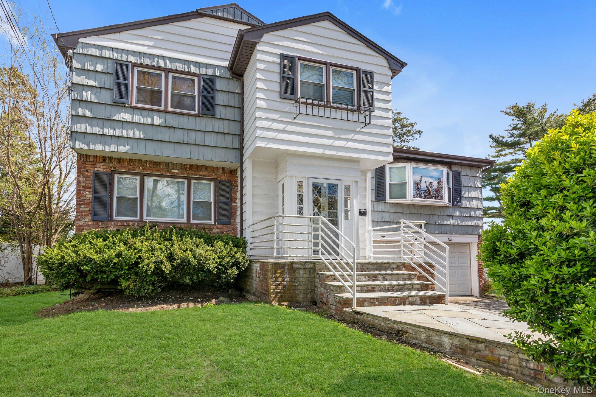 2038 Ripley Lane