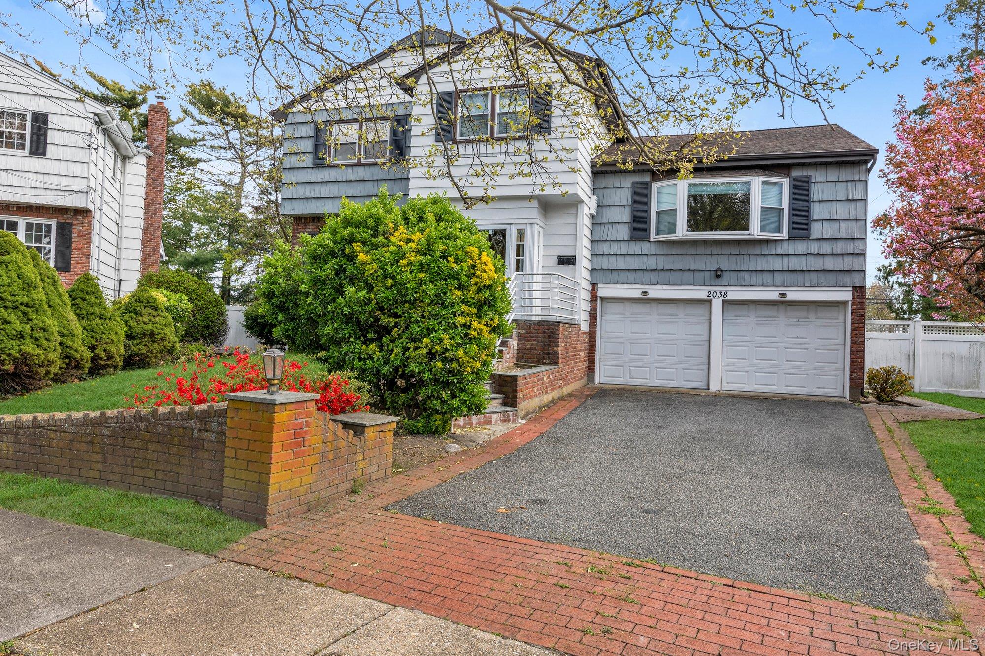 2038 Ripley Lane