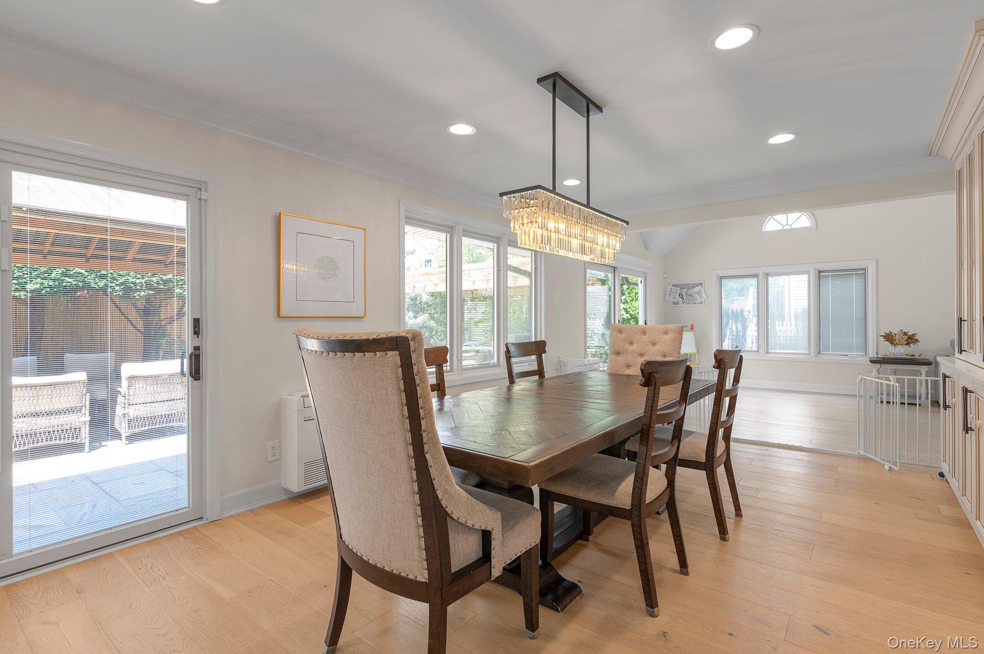 33 Nancy Boulevard