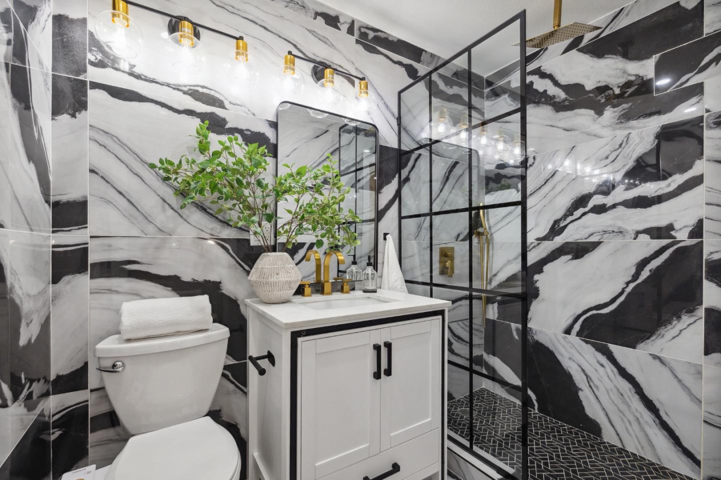 Stunning Seclusion in Burlingame Hills
