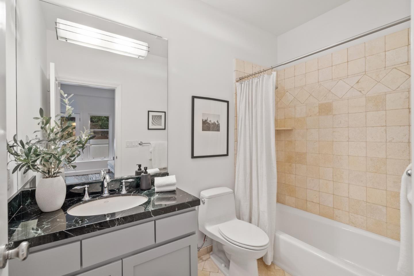 Noe Valley is easy living at its core!