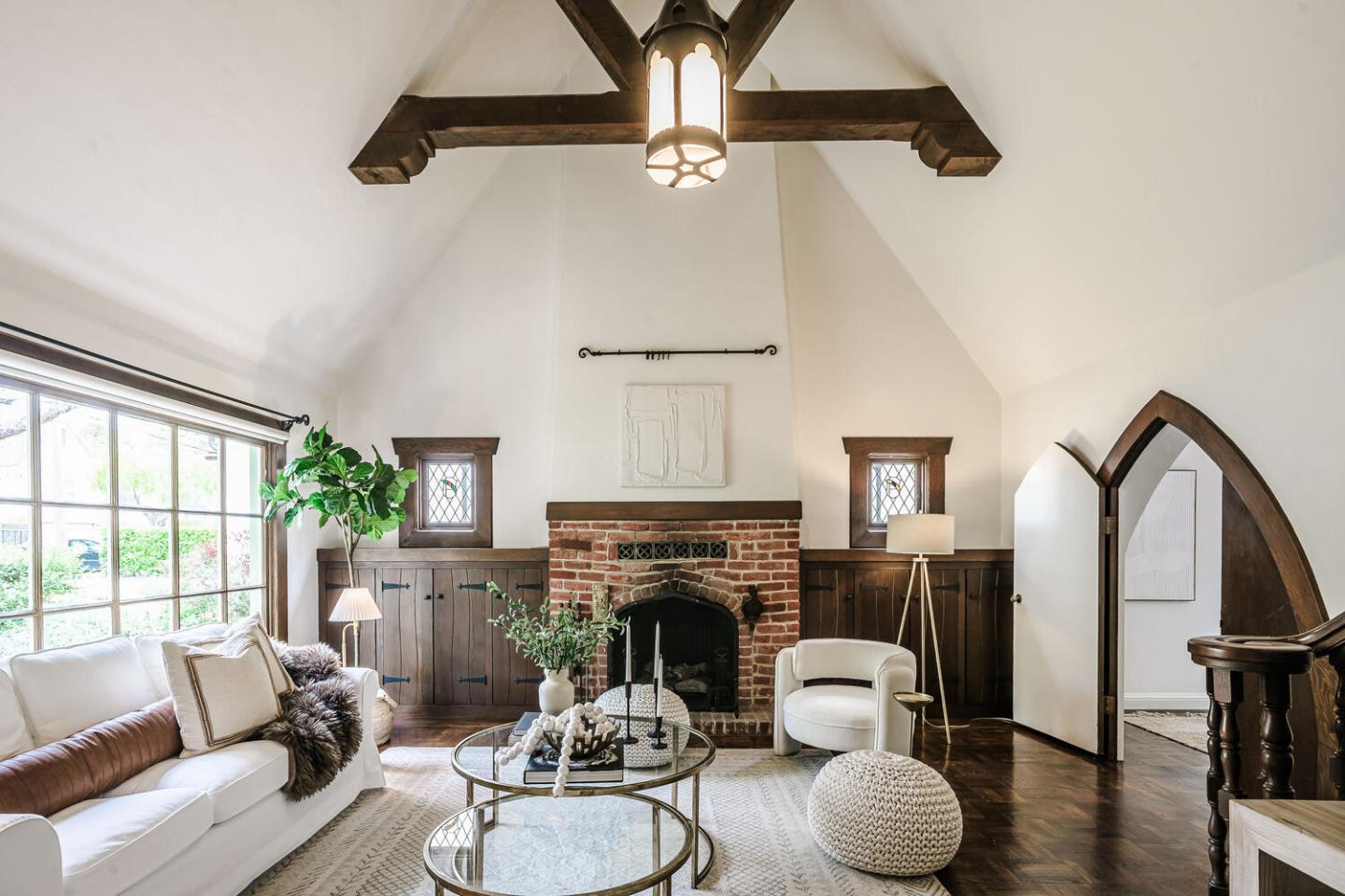 MAGICAL STORYBOOK COTTAGE