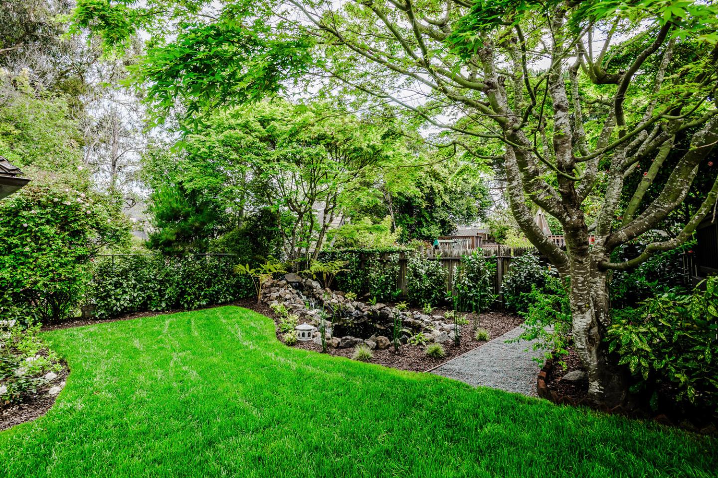 MAGICAL STORYBOOK COTTAGE