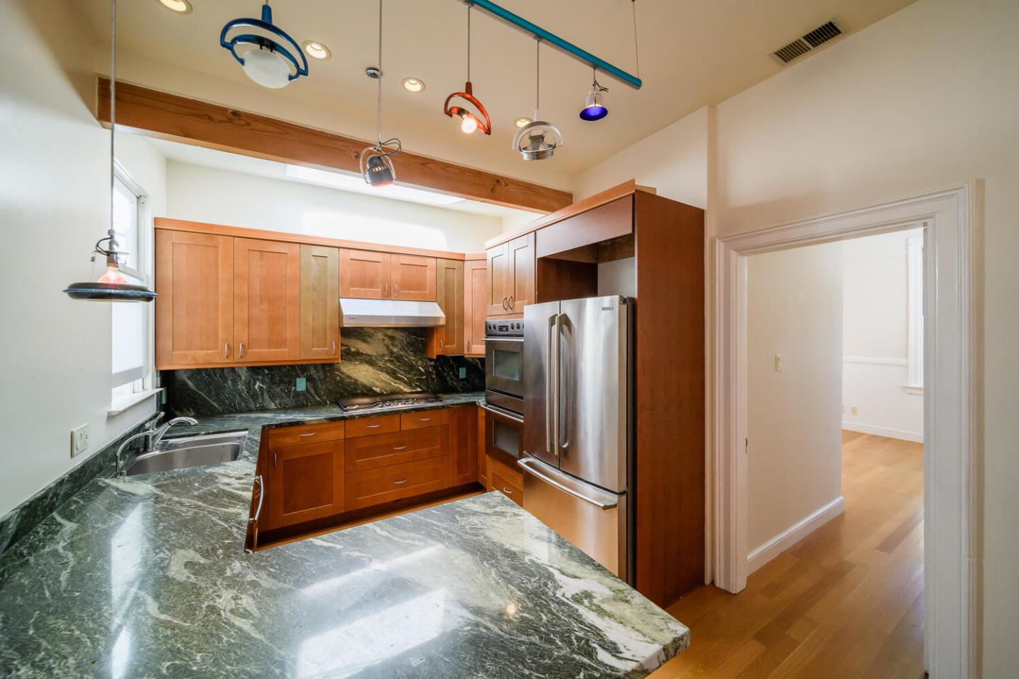 323 San Jose AVE 323