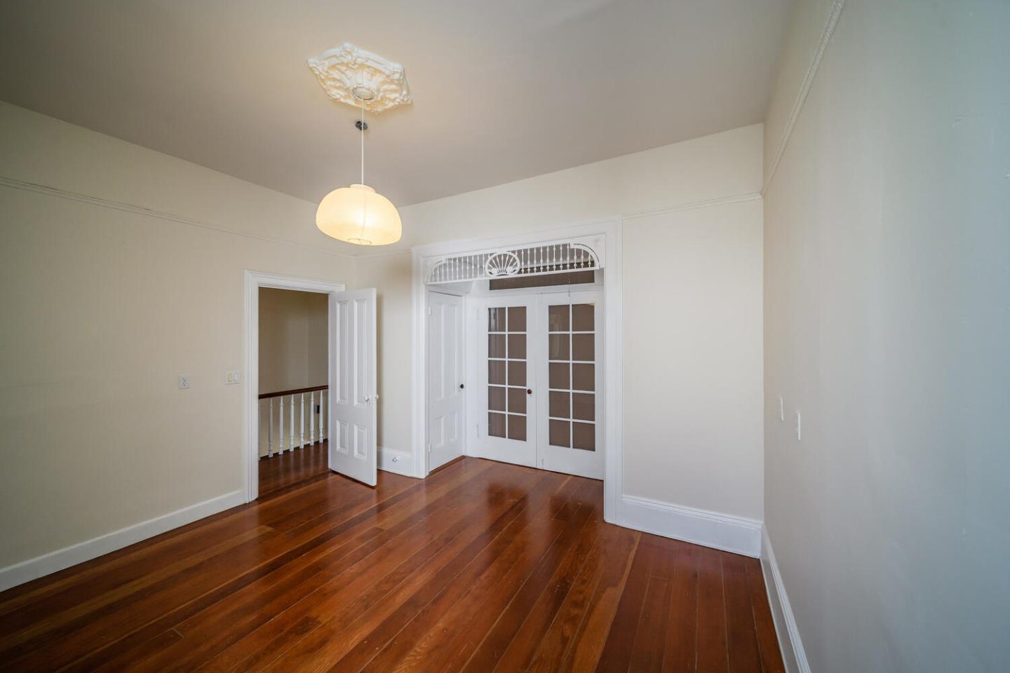 323 San Jose AVE 323