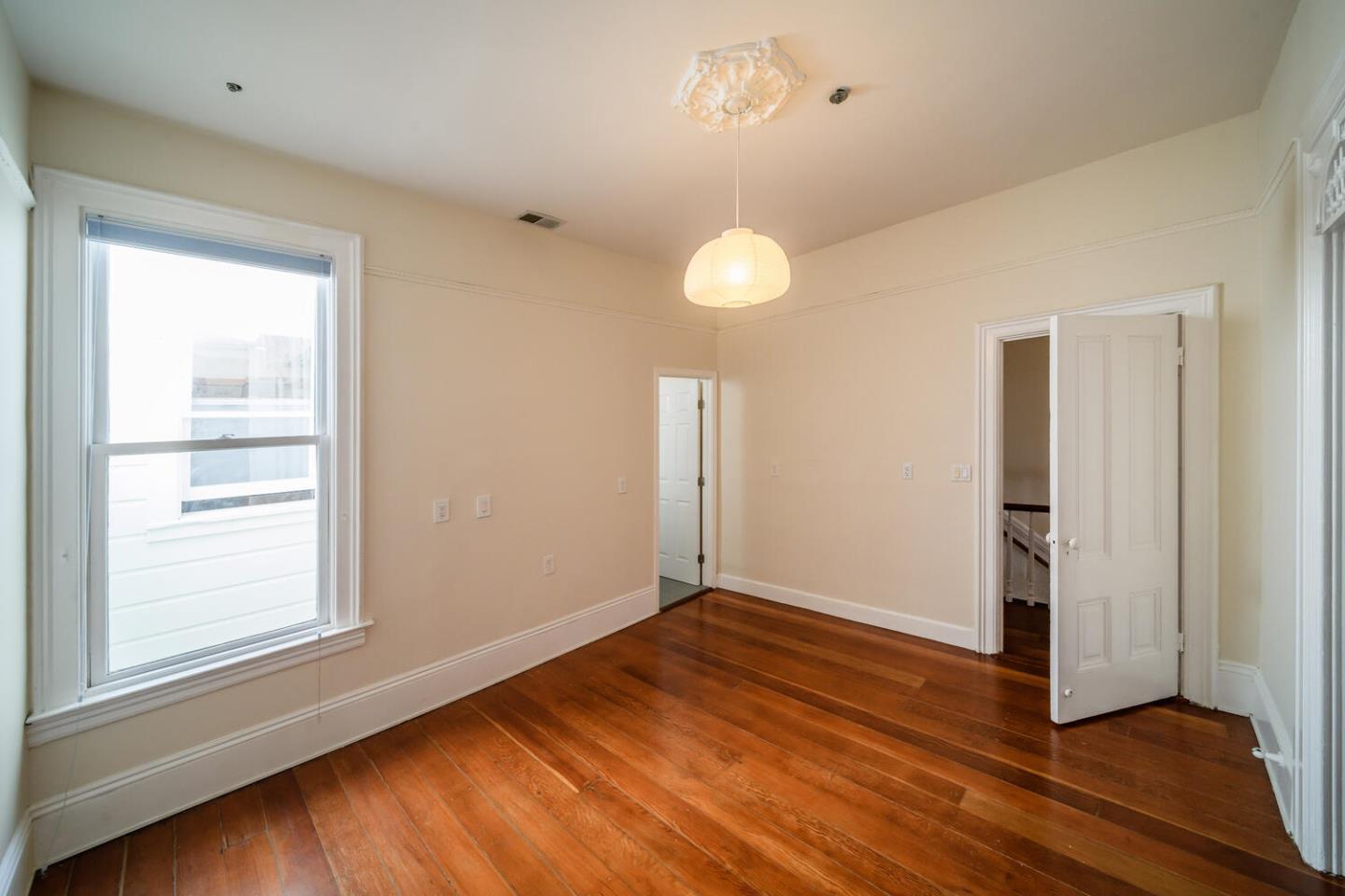 323 San Jose AVE 323