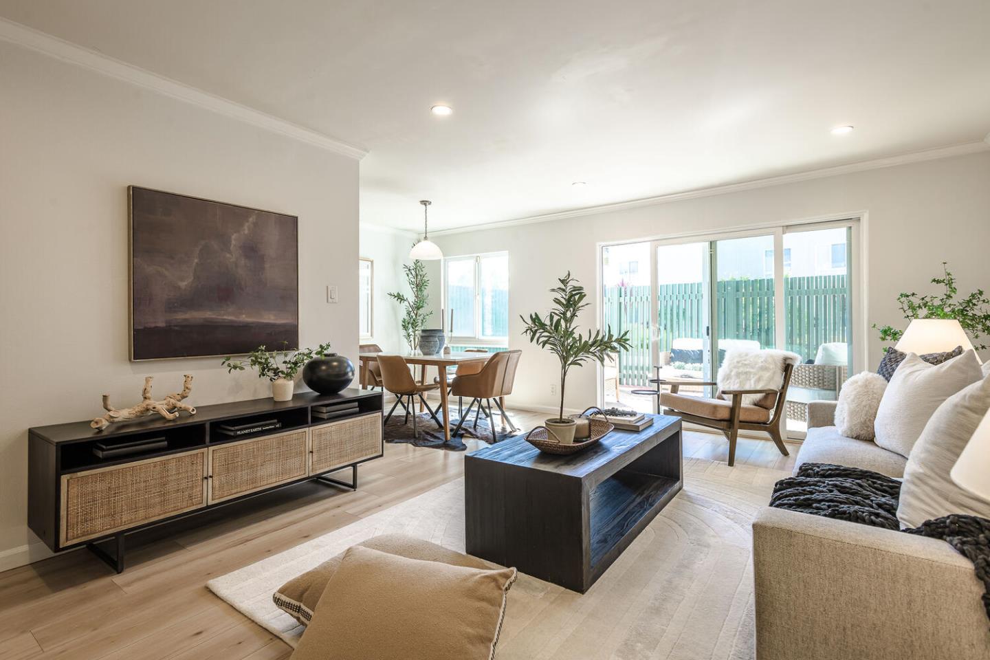 816 Delaware ST 210