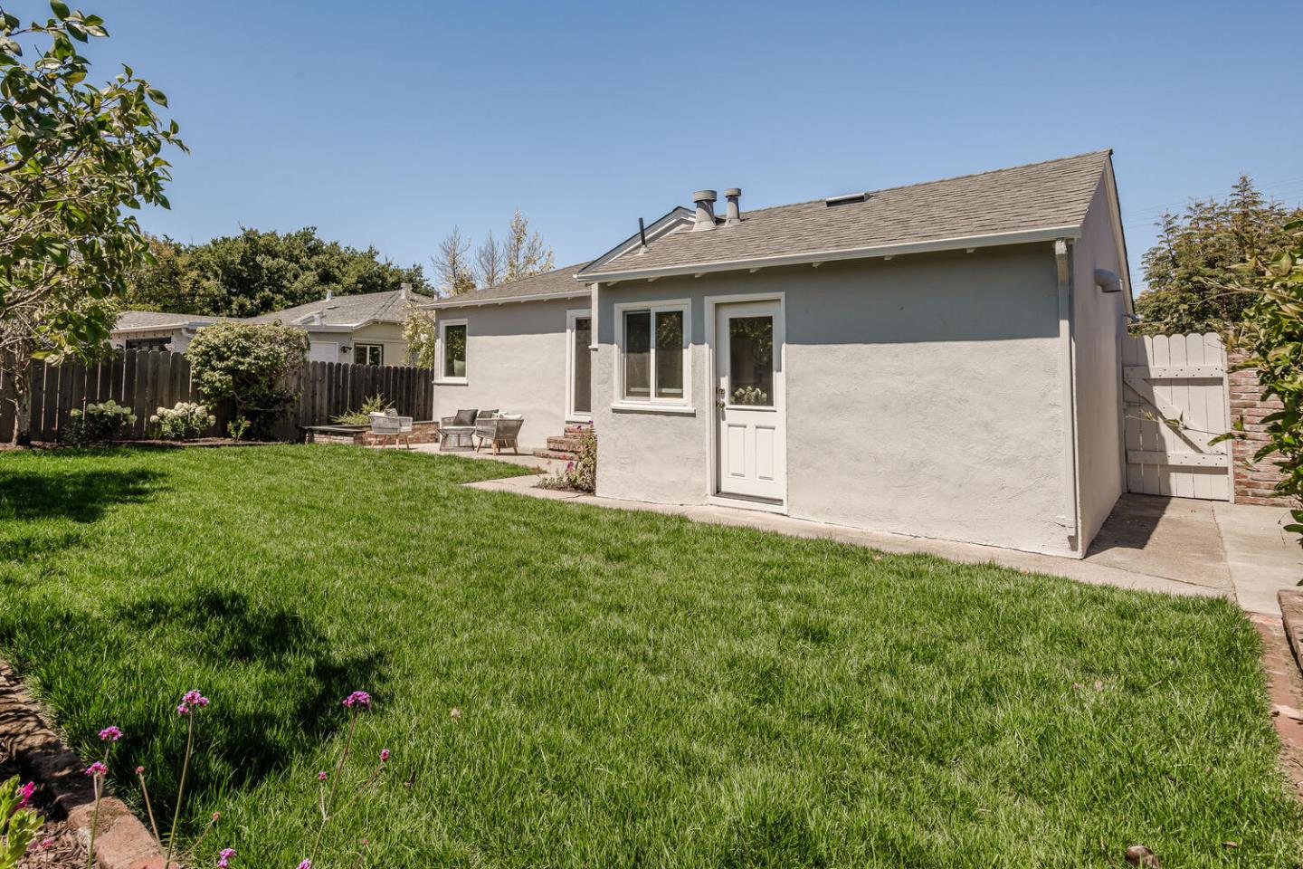 367 Millwood DR