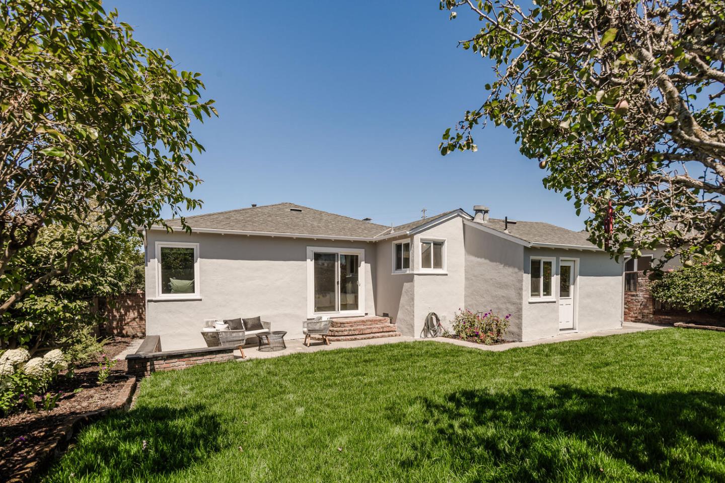 367 Millwood DR