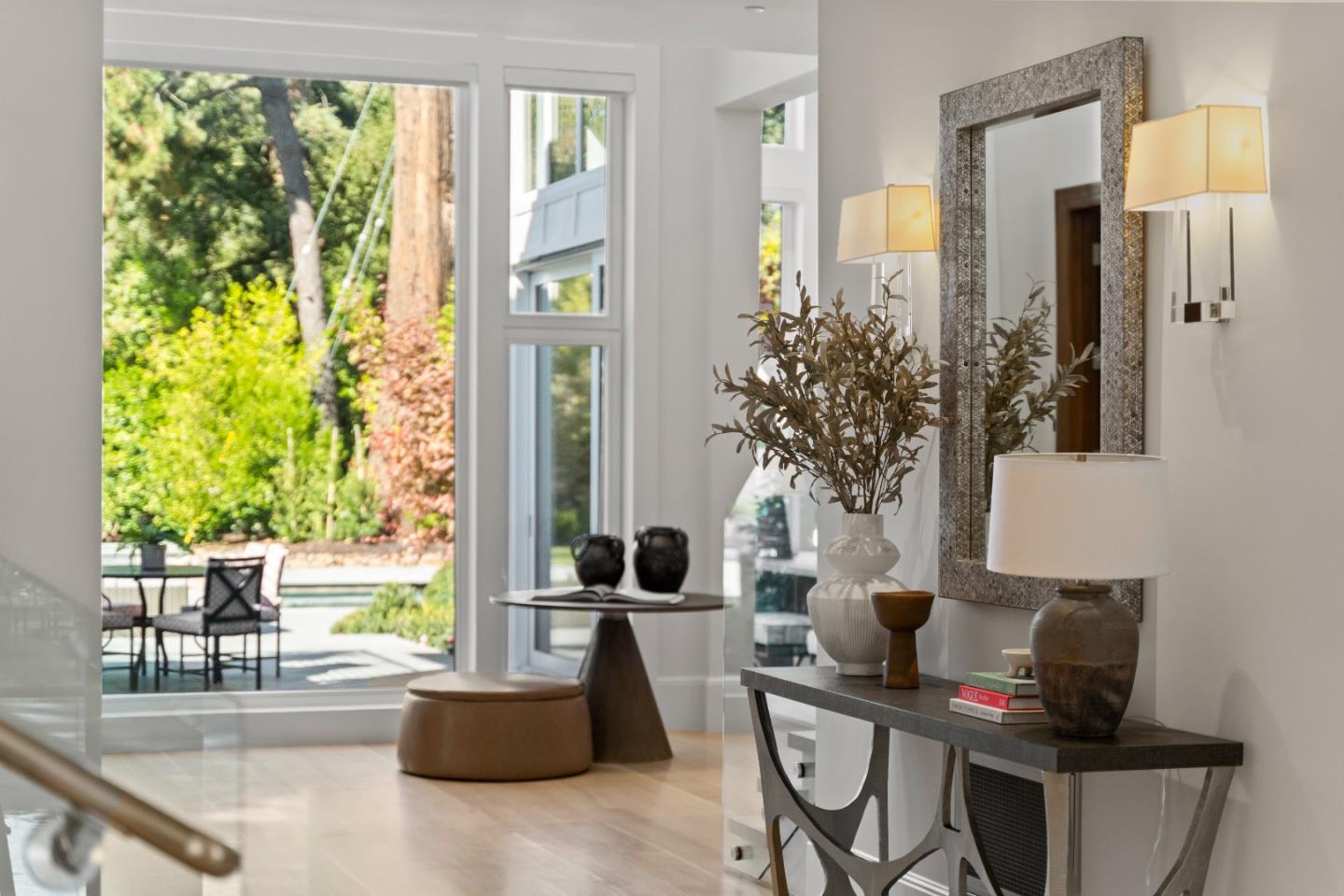 Brilliant Living Meets Timeless Elegance