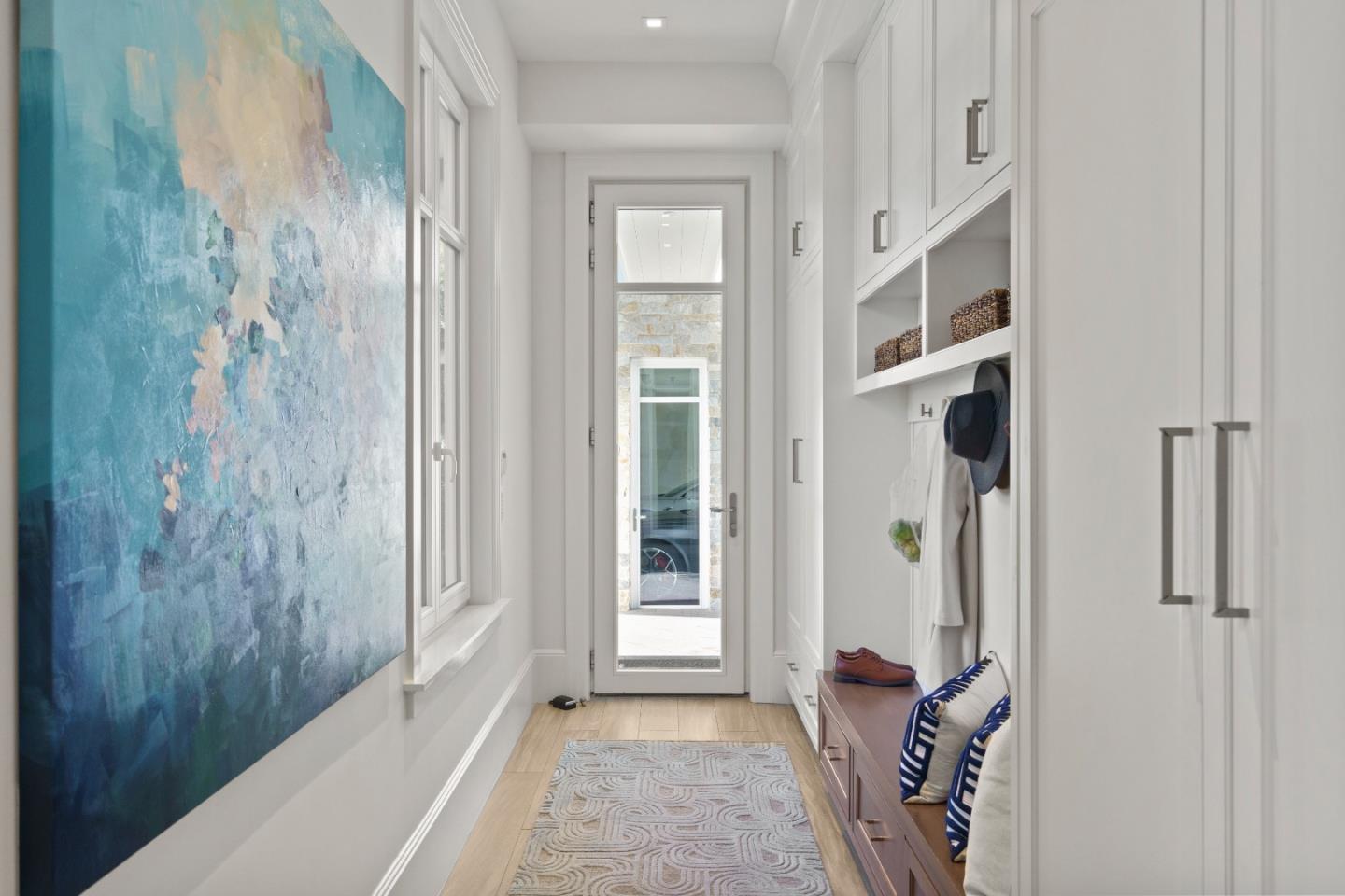 Brilliant Living Meets Timeless Elegance