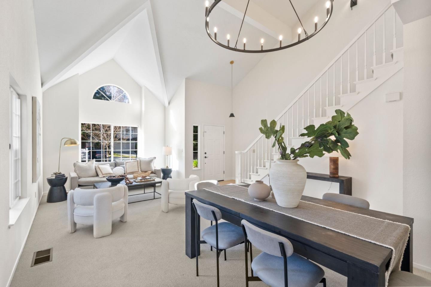 129 Danbury LN