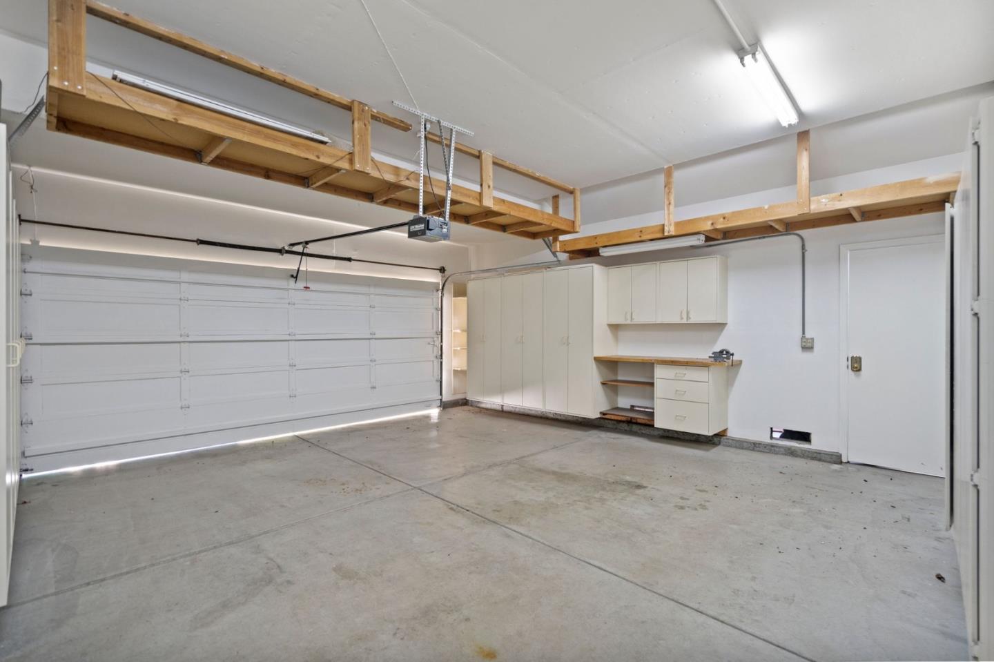 129 Danbury LN