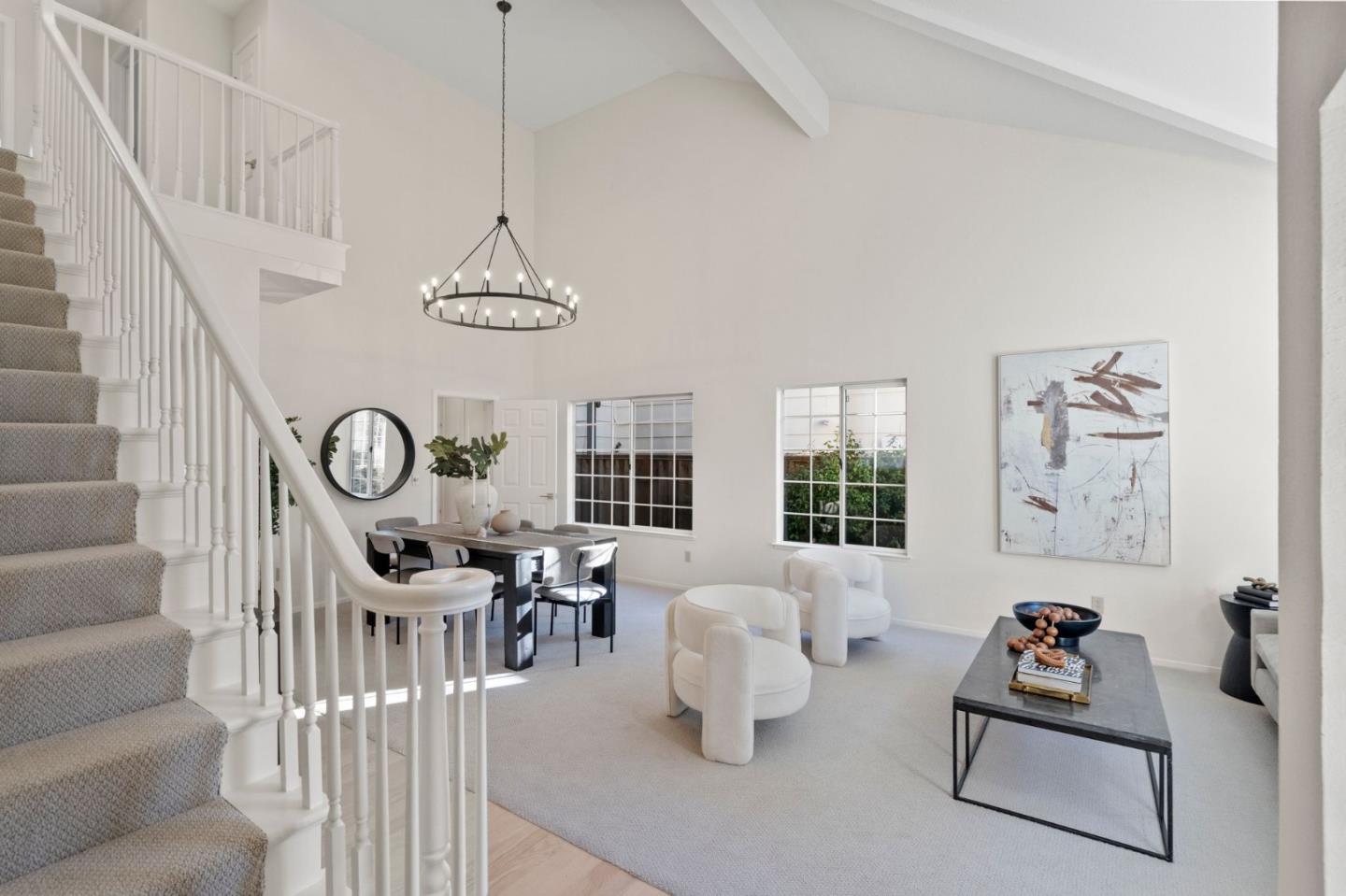129 Danbury LN