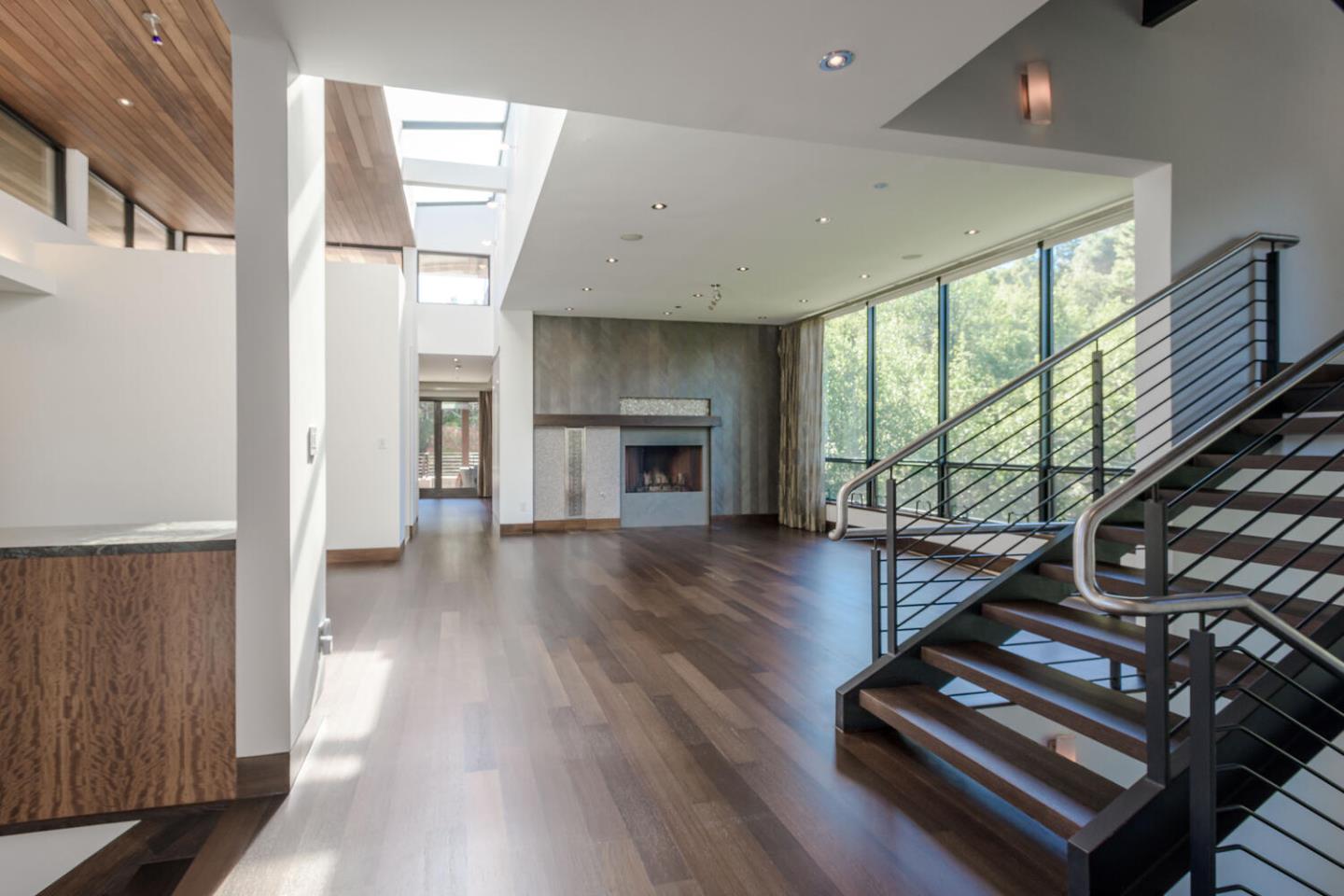 2510 Skyfarm Drive