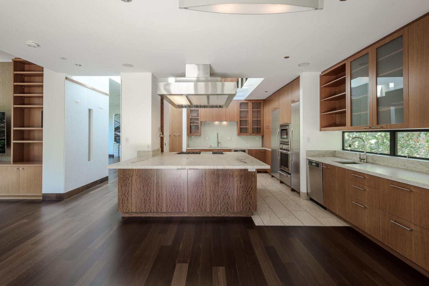 2510 Skyfarm Drive