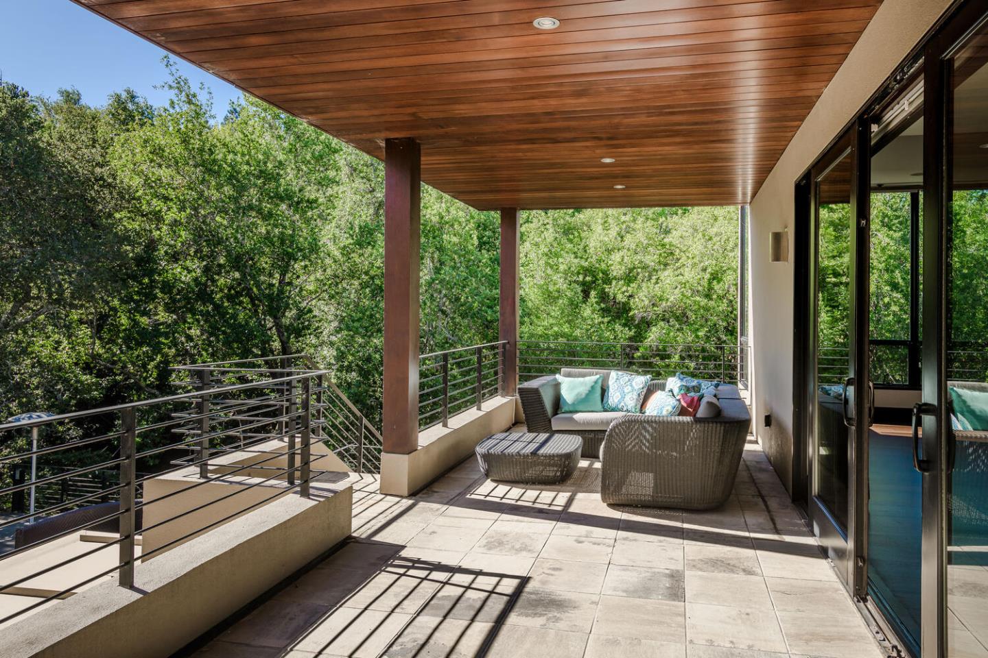 2510 Skyfarm Drive