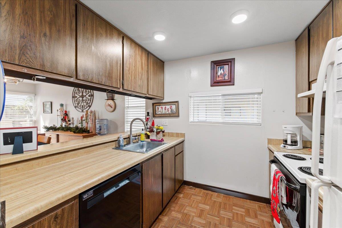 San Carlos 7 Units, walkable to Downtown