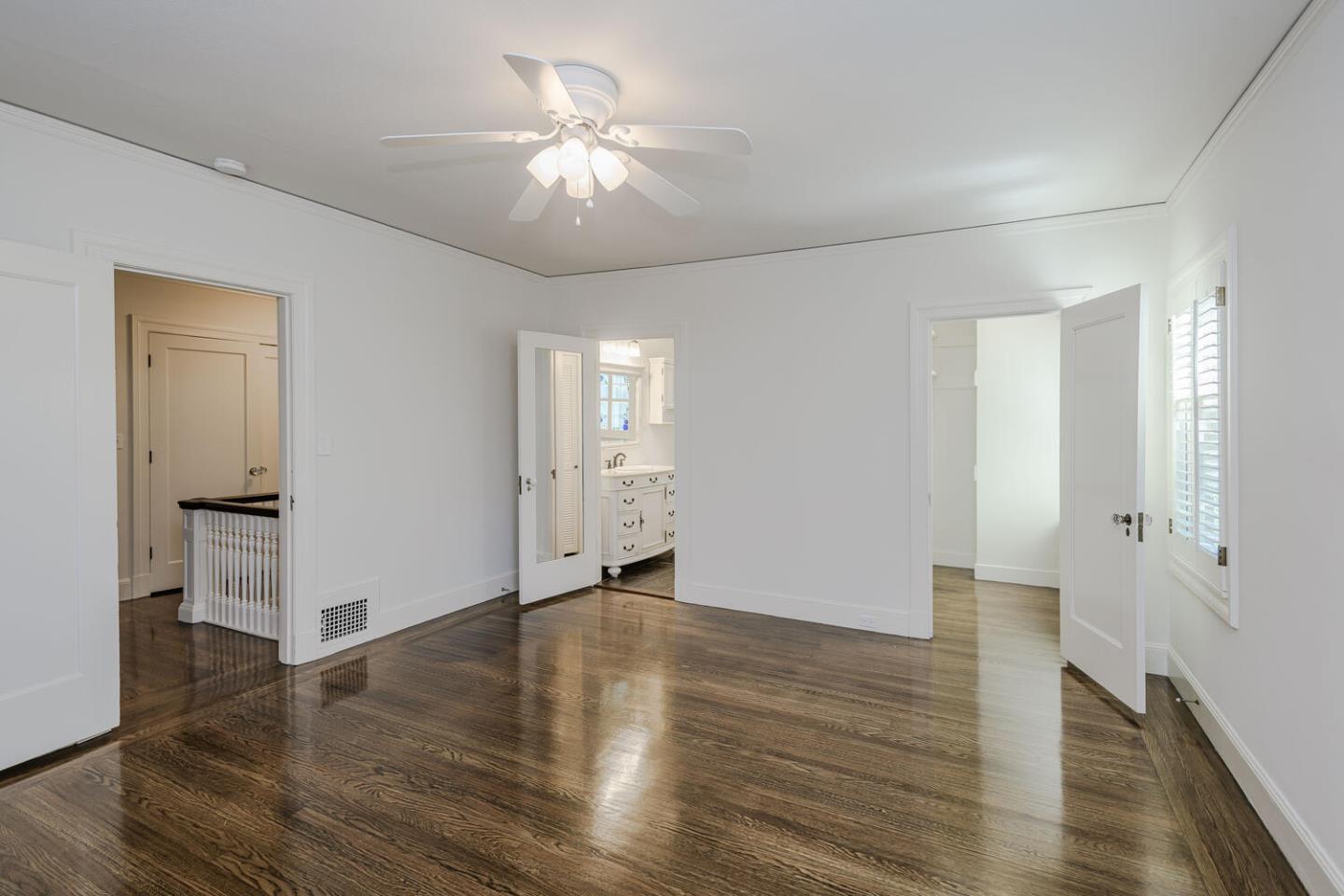 719 West Poplar Avenue