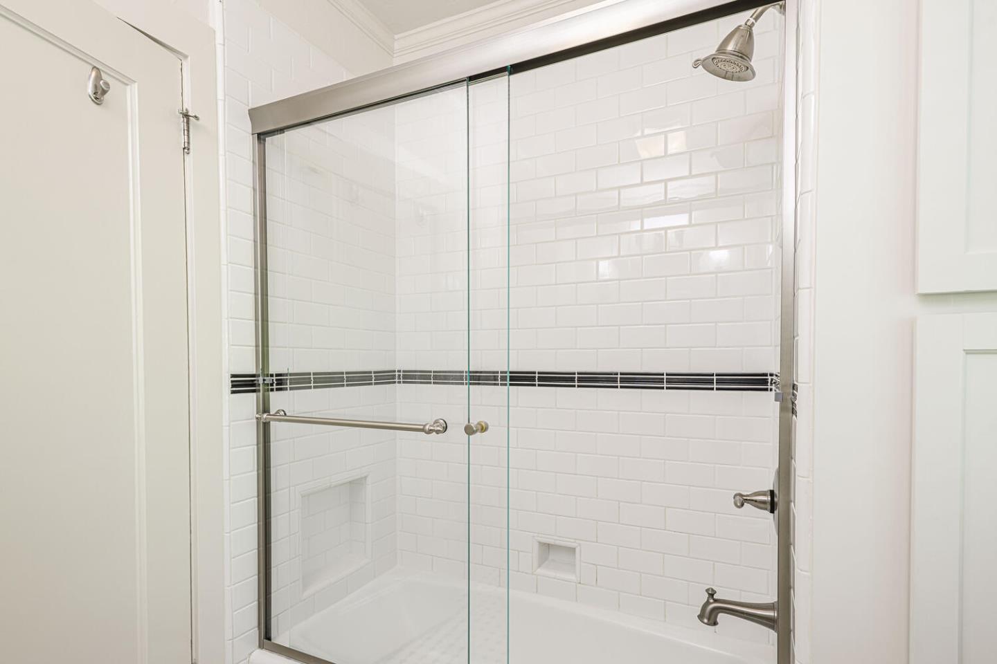 719 West Poplar Avenue