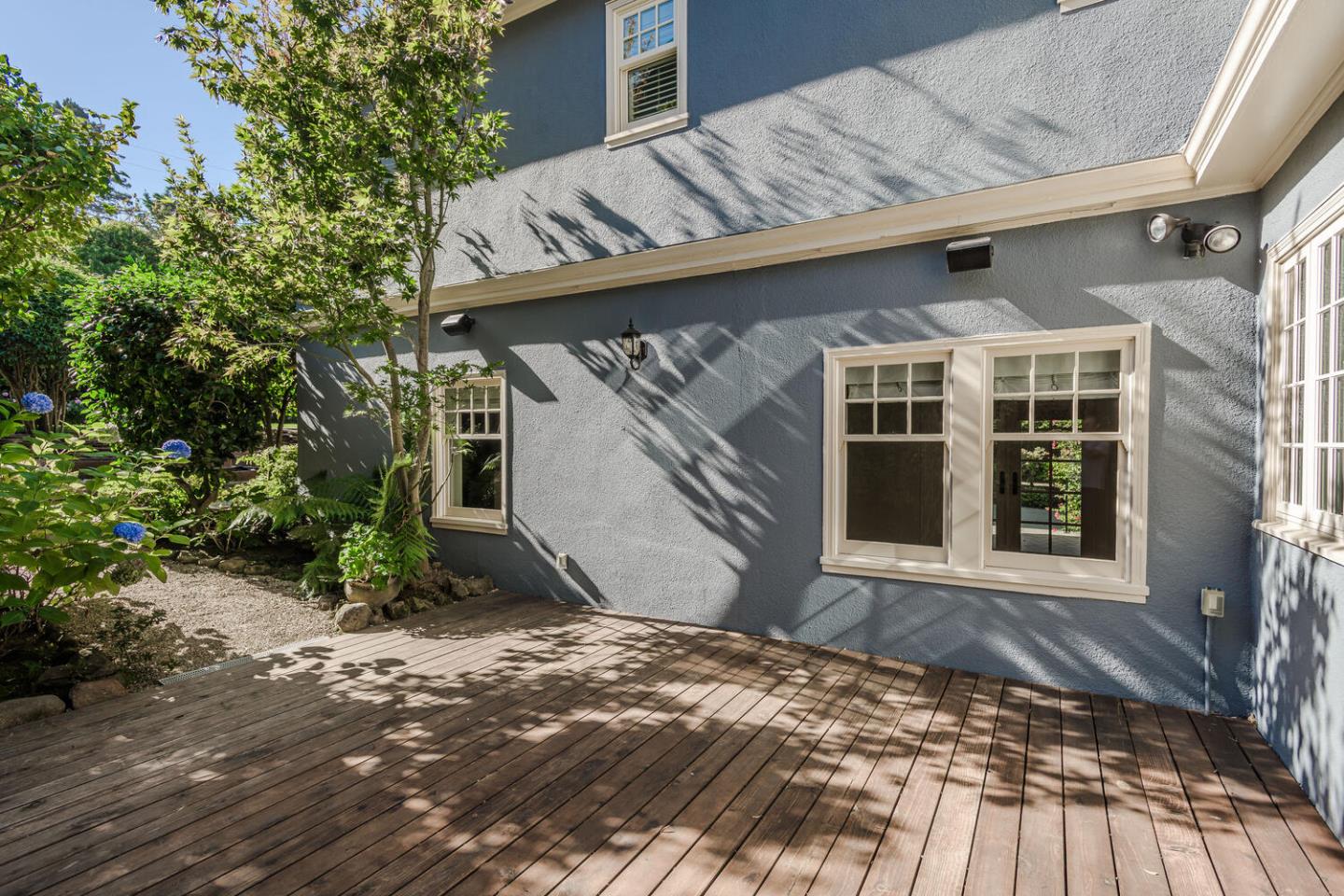 719 West Poplar Avenue