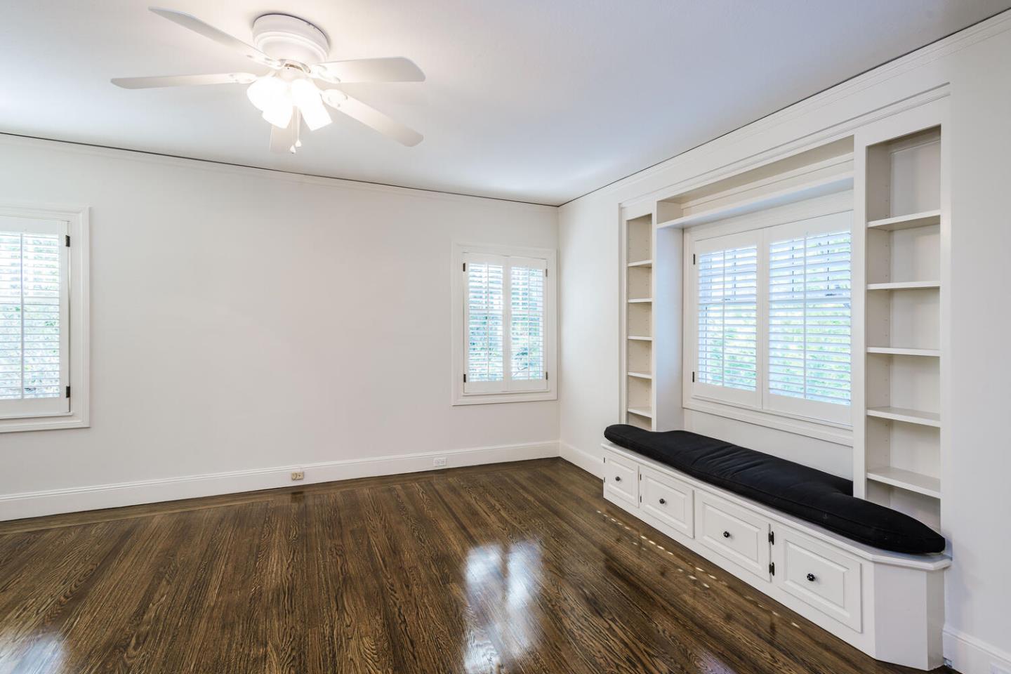 719 West Poplar Avenue