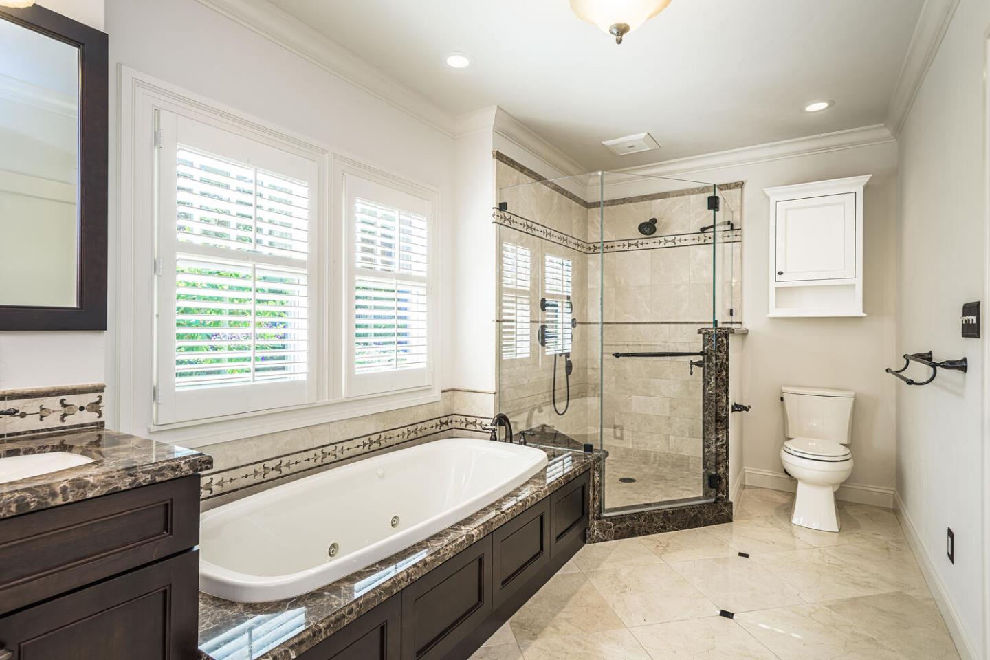 719 West Poplar Avenue