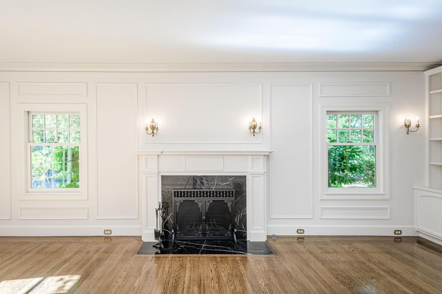 719 West Poplar Avenue