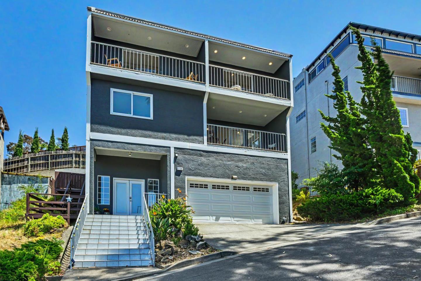 175 Tulare Street