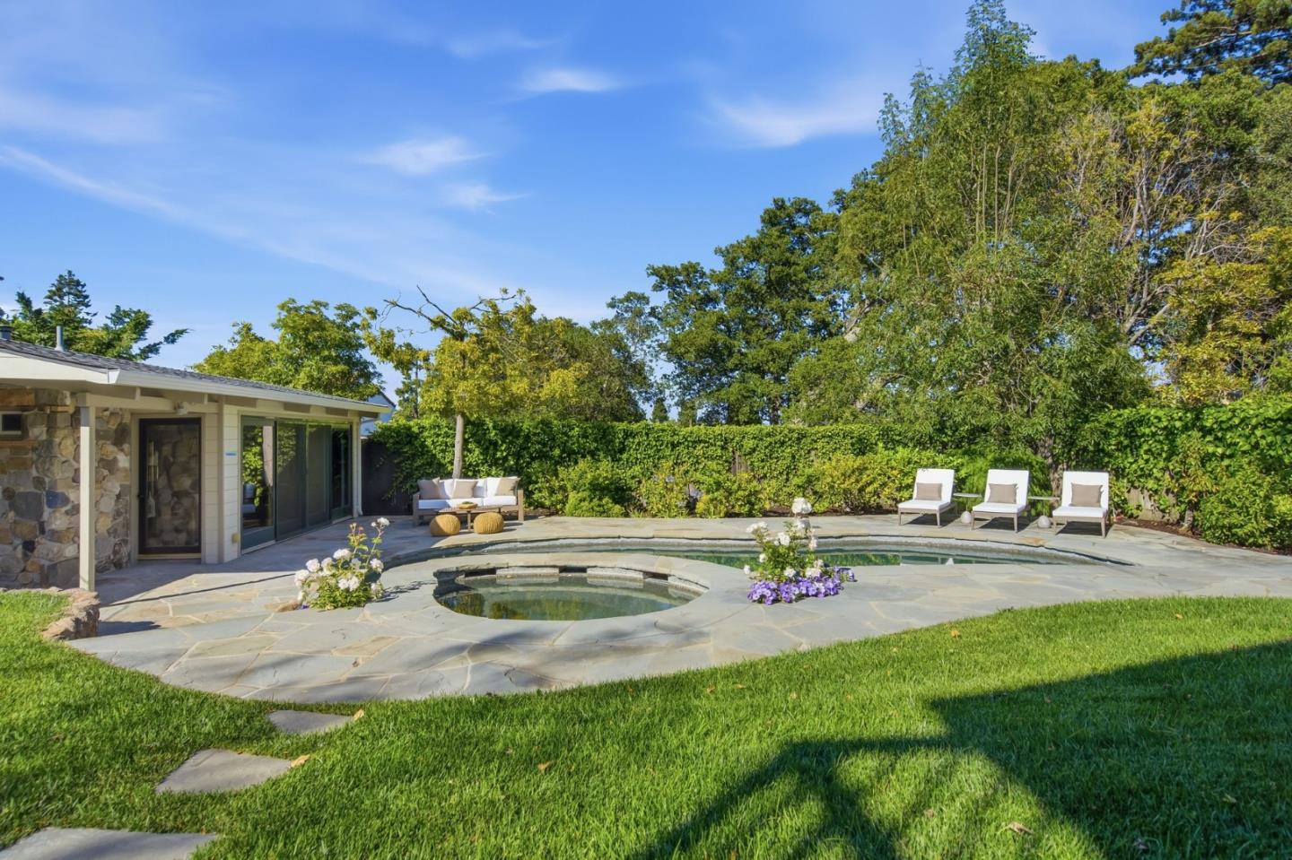 109 Alturas DR