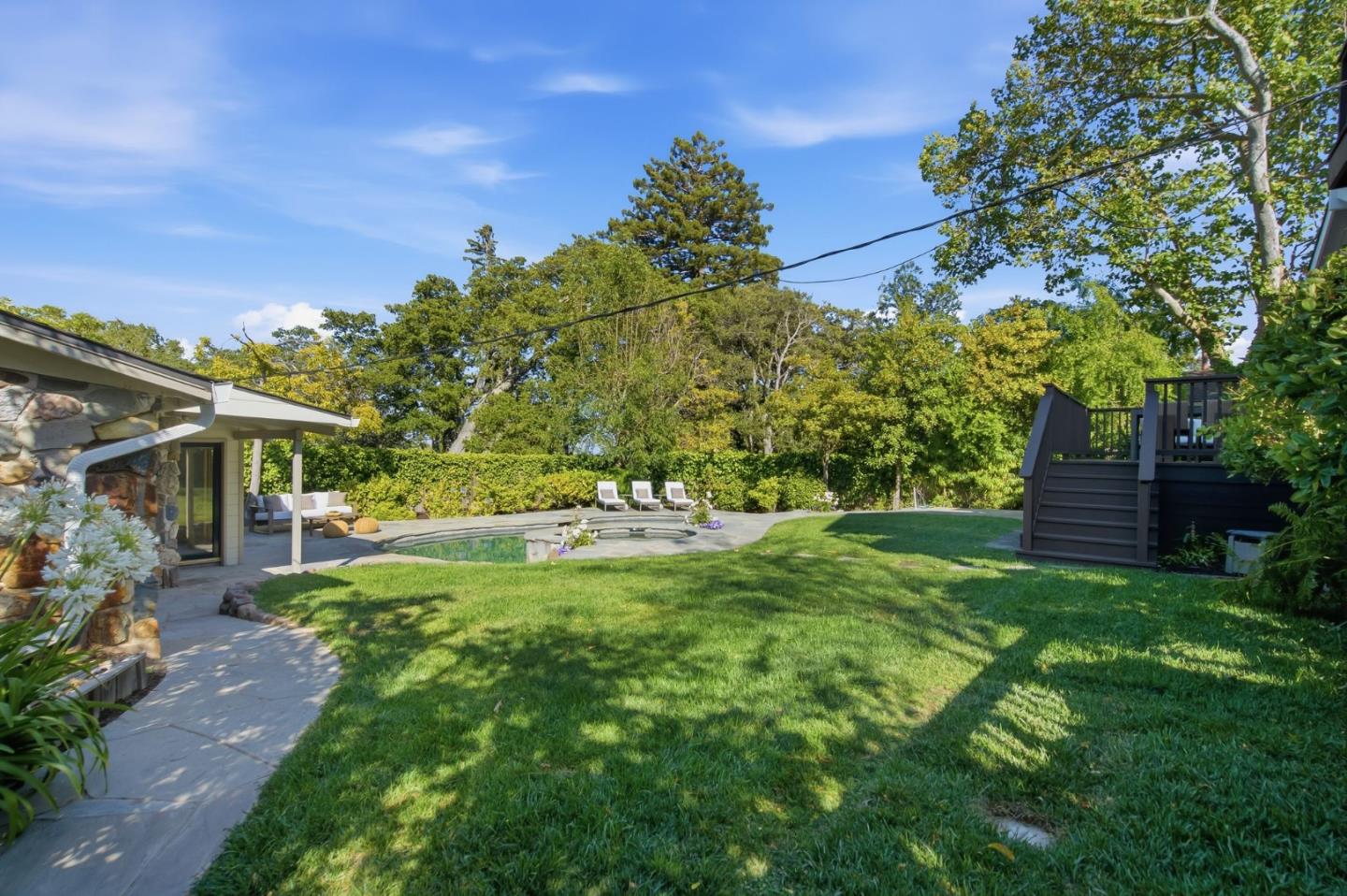 109 Alturas DR