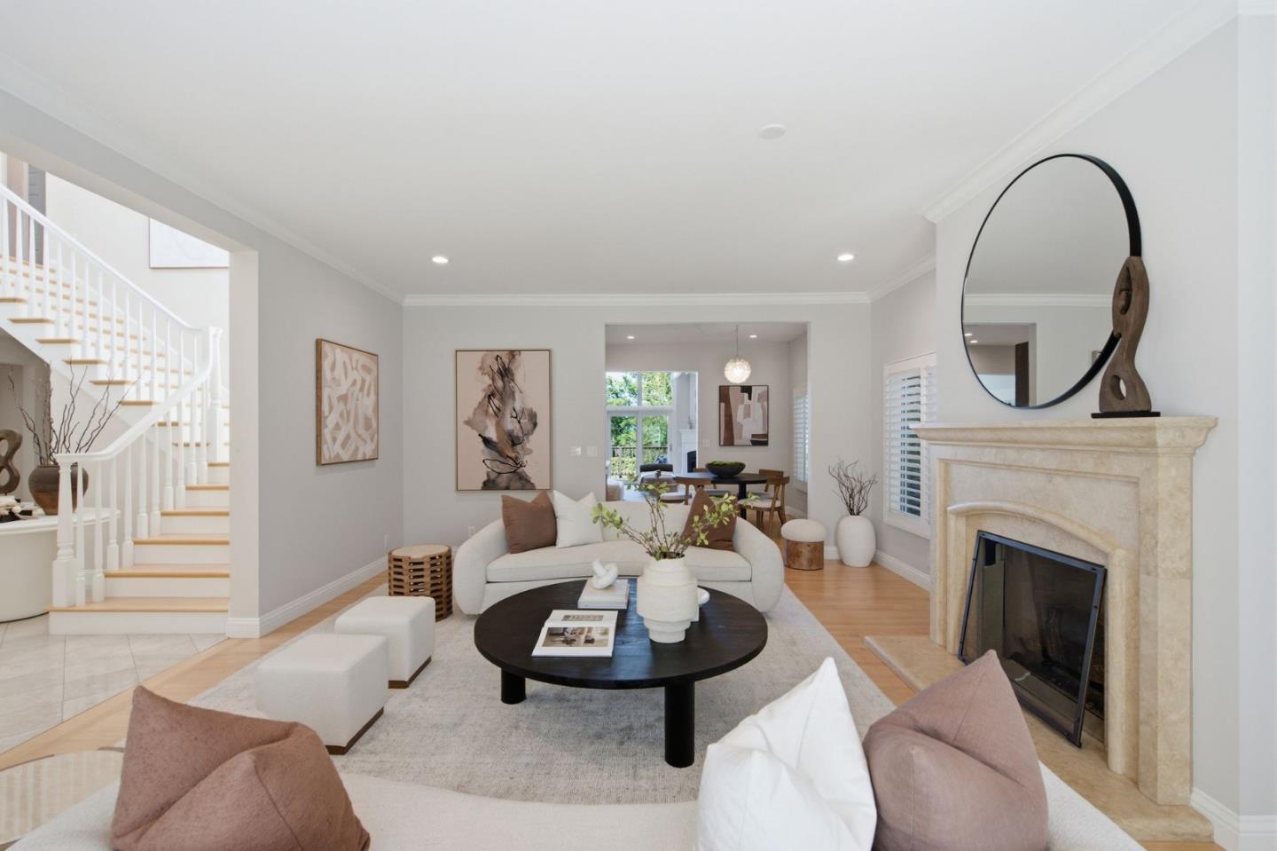 109 Alturas DR