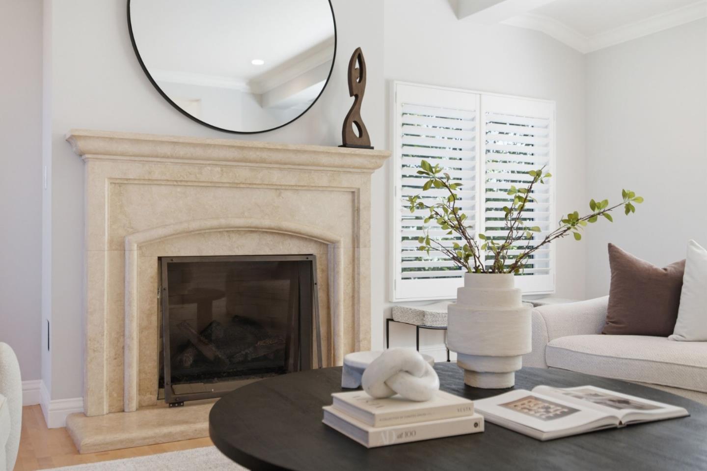 109 Alturas DR