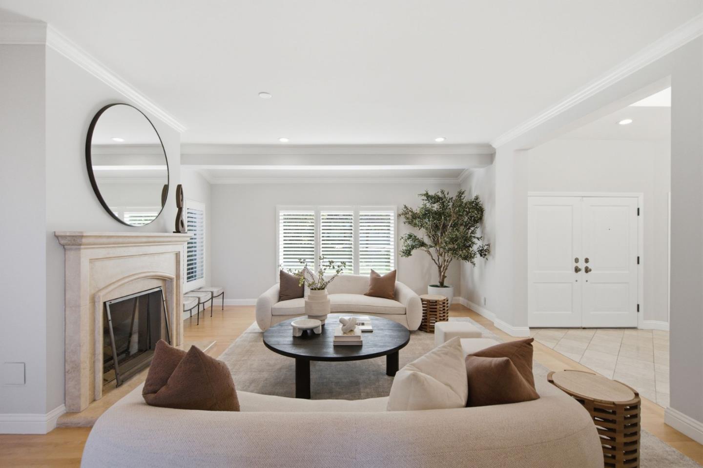109 Alturas DR
