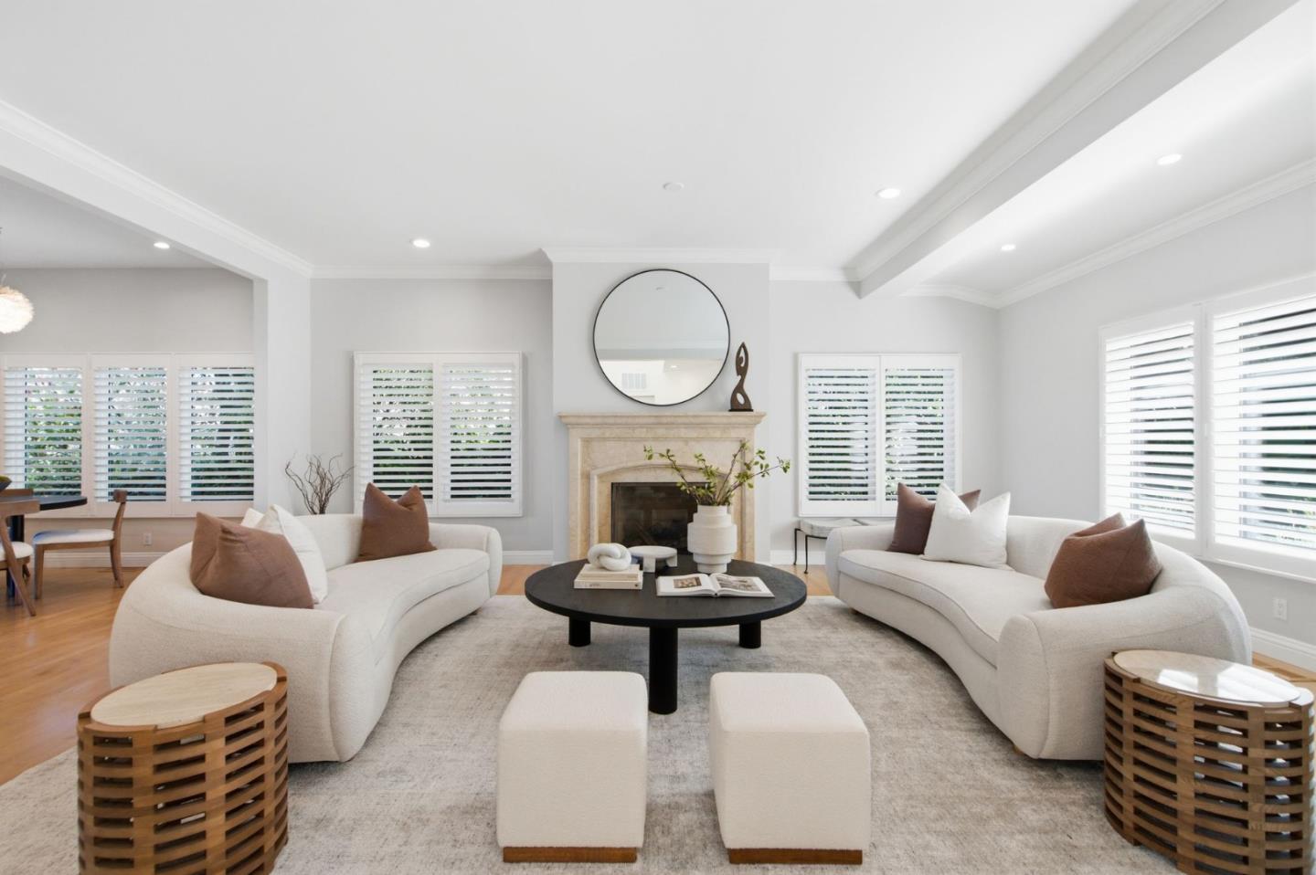 109 Alturas DR