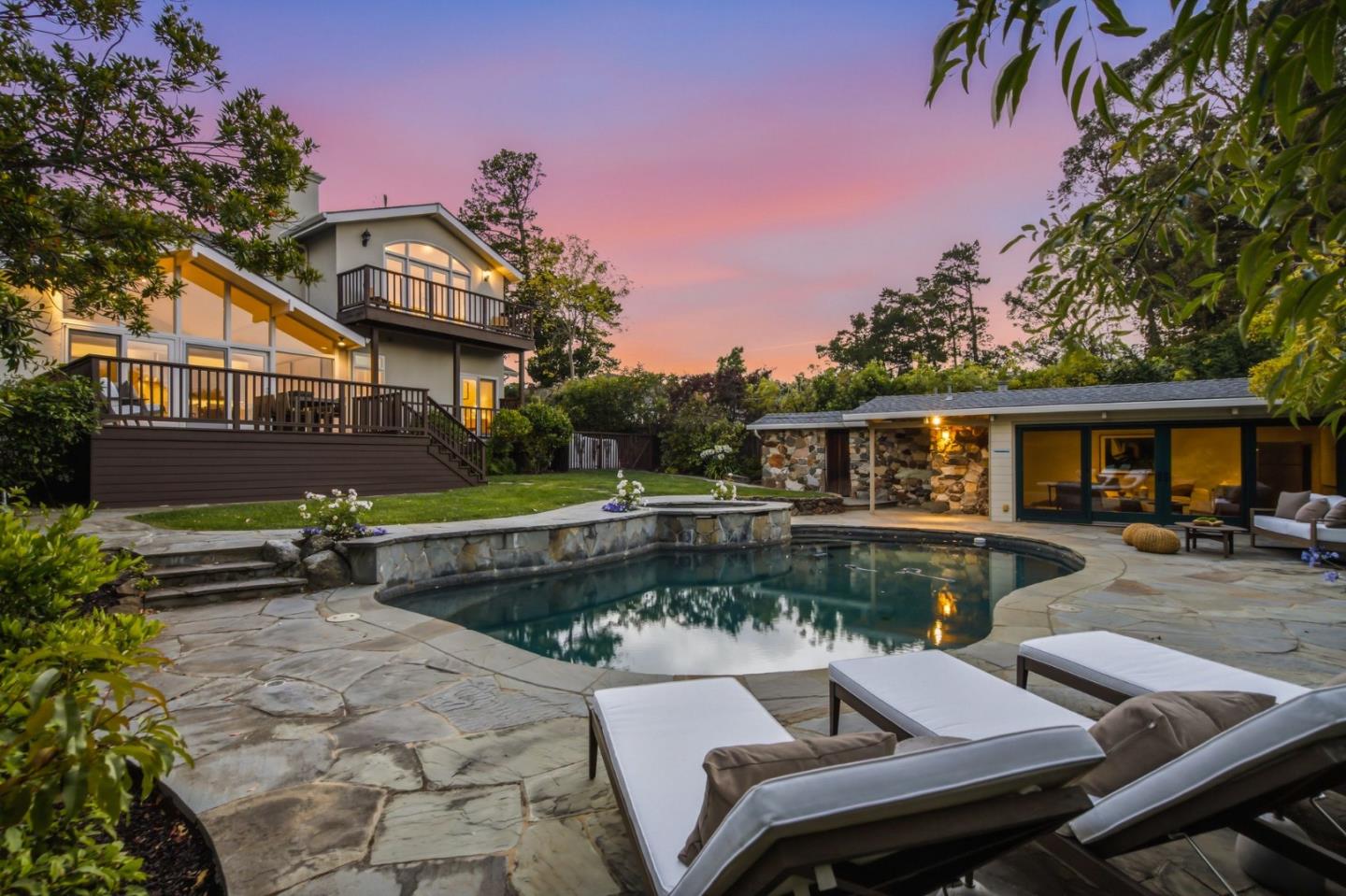 109 Alturas DR