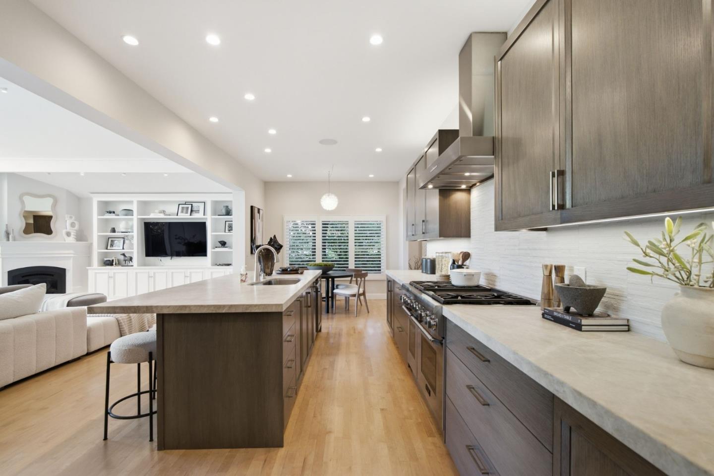 109 Alturas DR