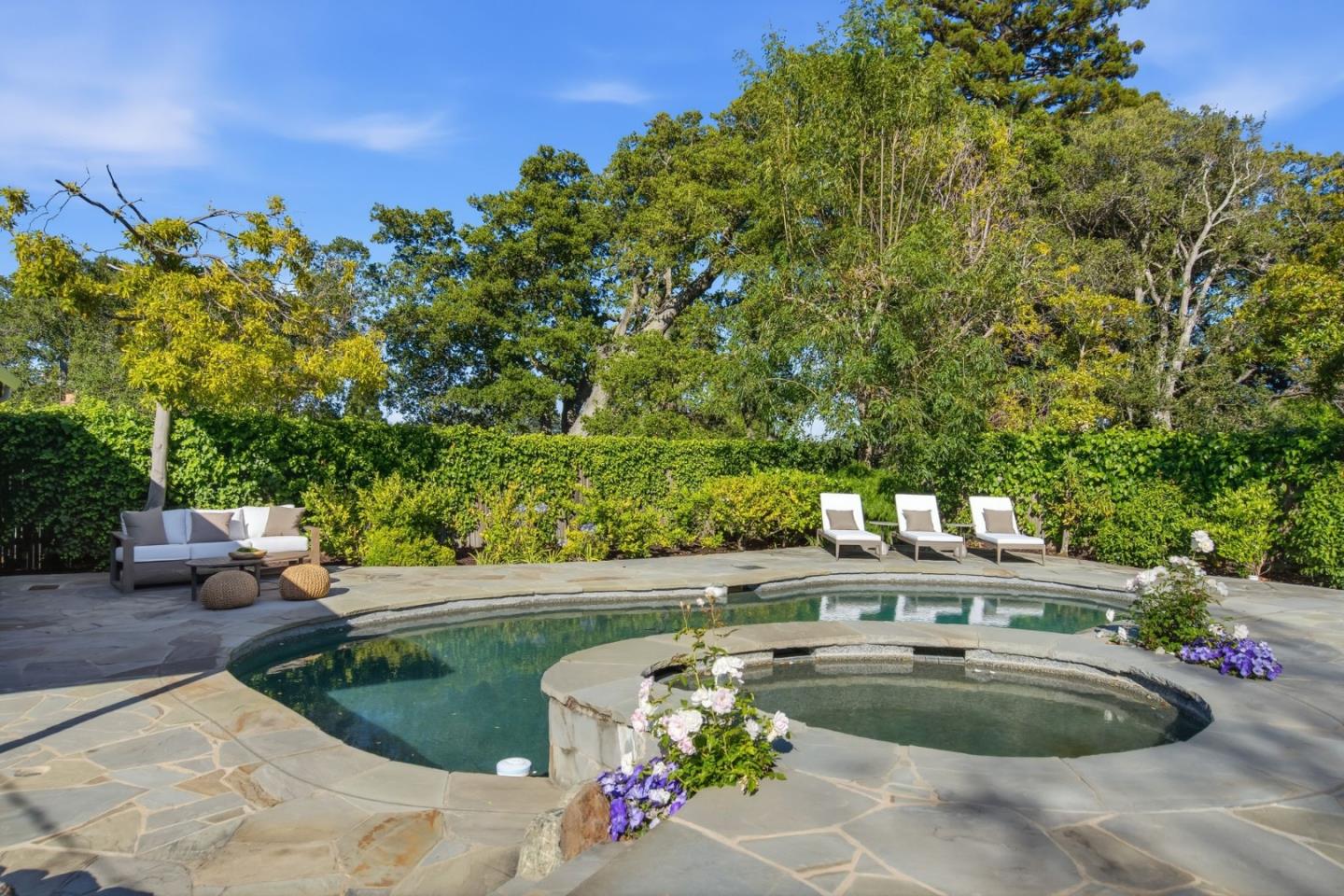 109 Alturas DR