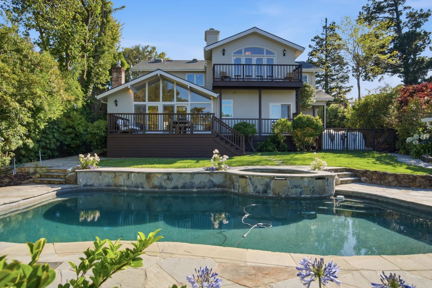 109 Alturas DR