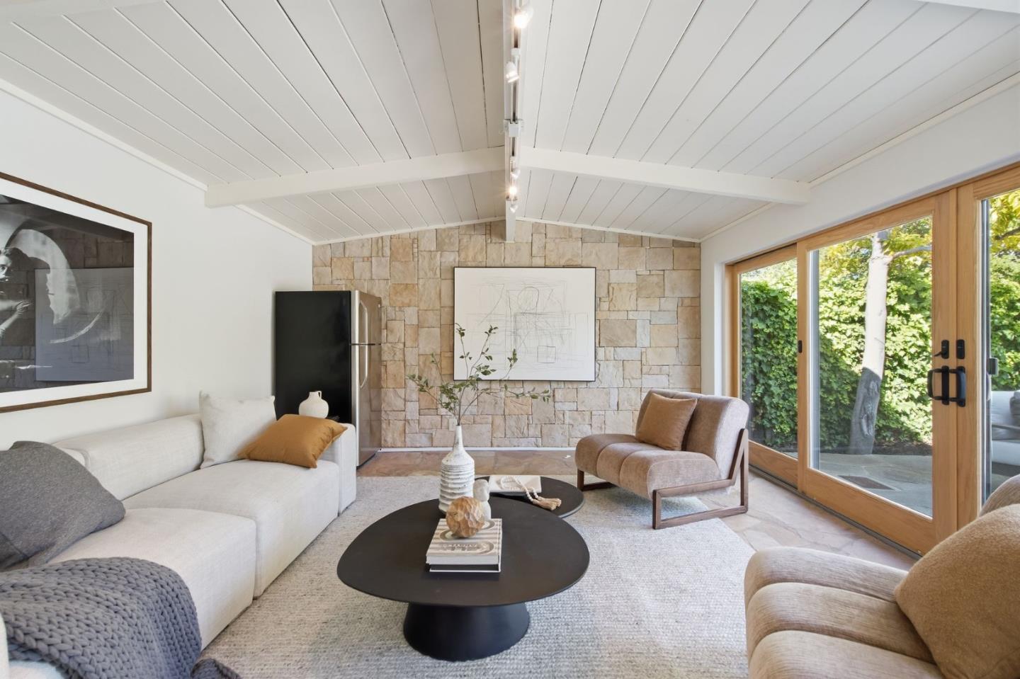 109 Alturas DR