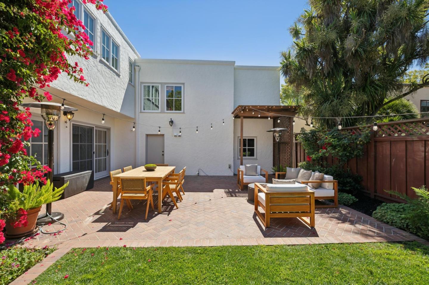 520 Francisco DR