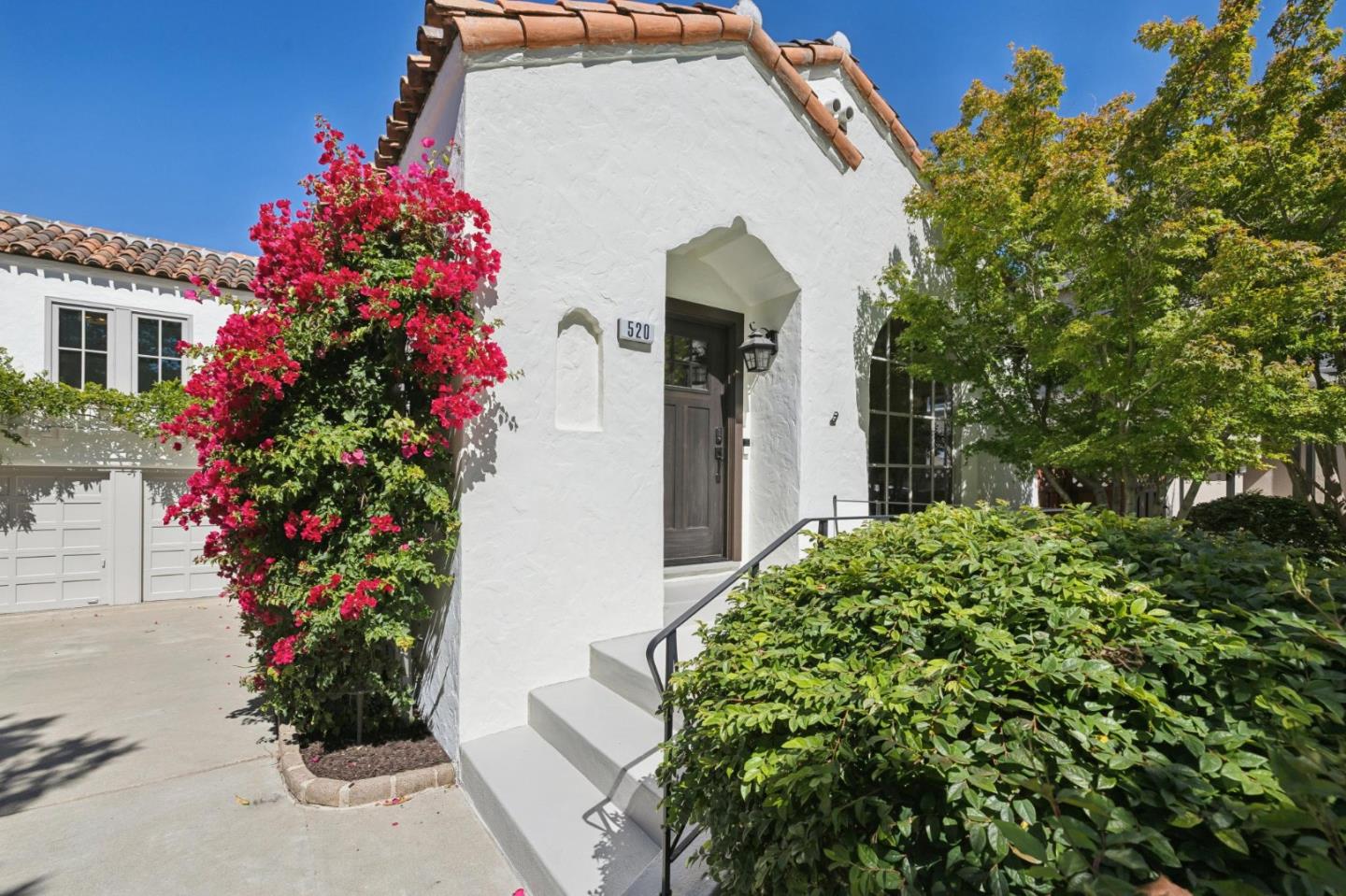 520 Francisco DR
