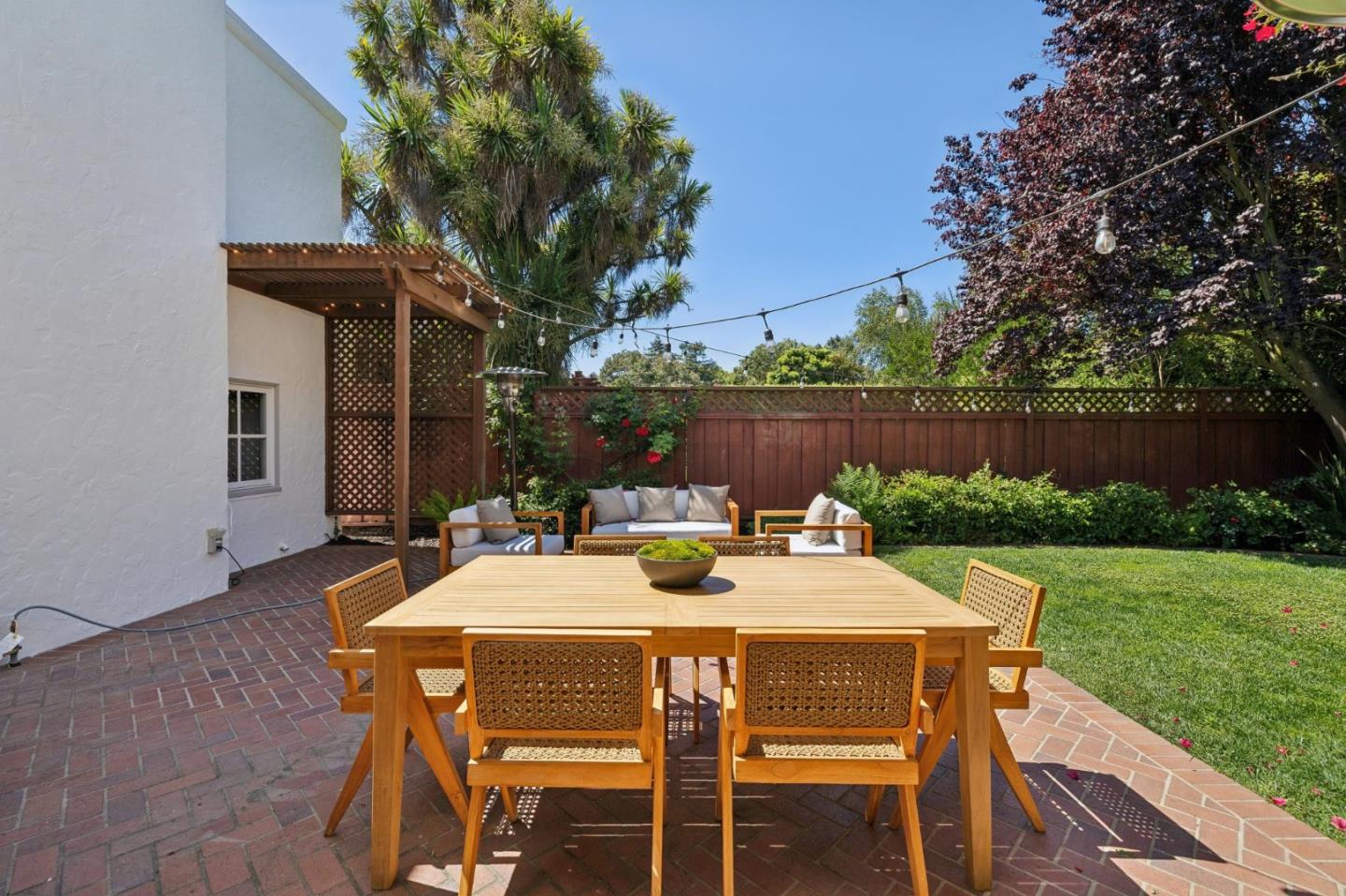 520 Francisco DR
