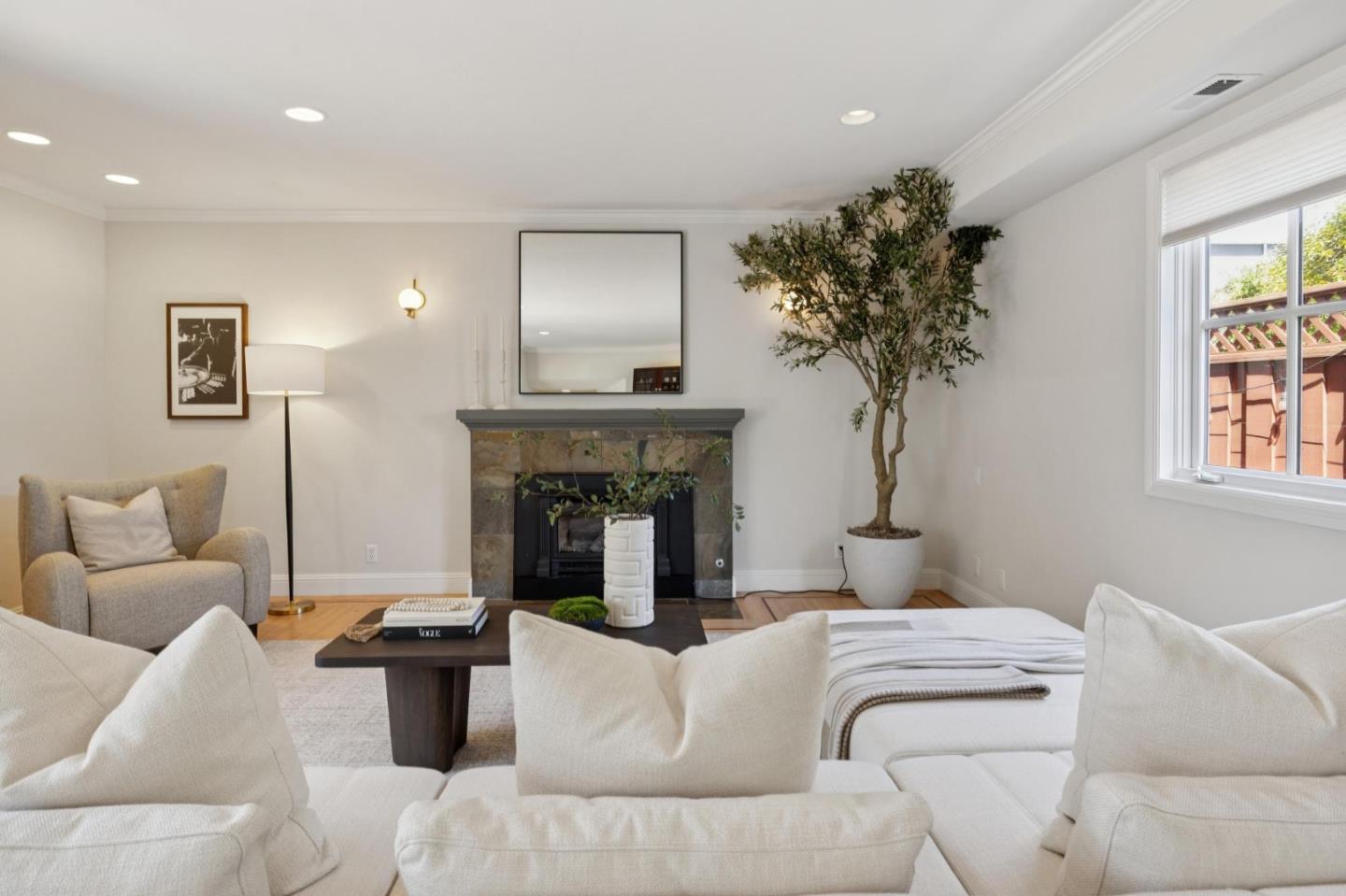 520 Francisco DR