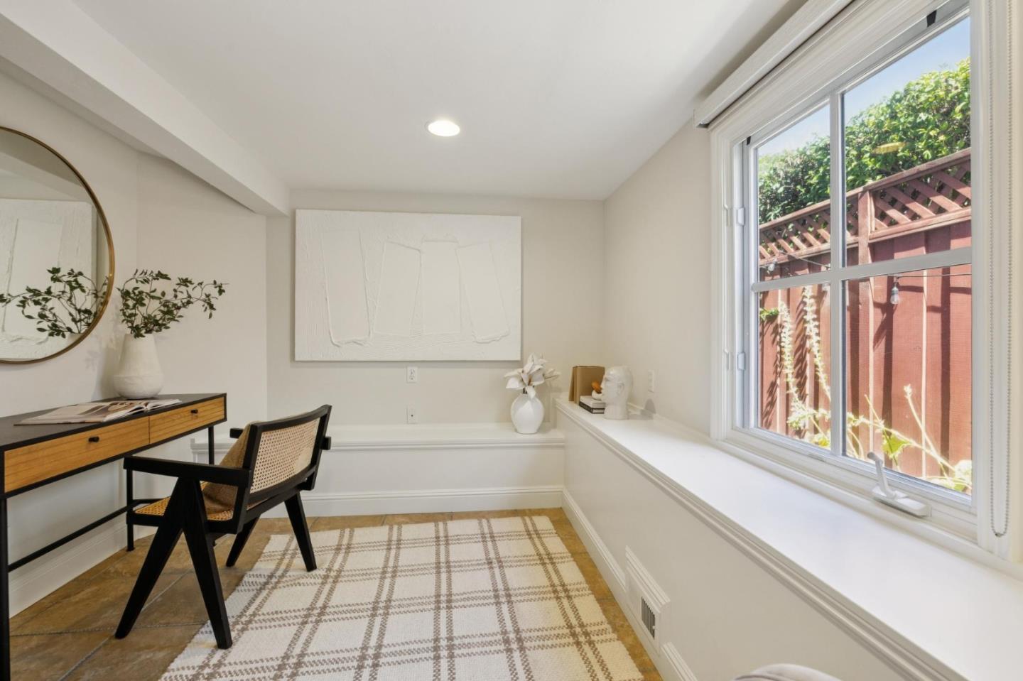 520 Francisco DR