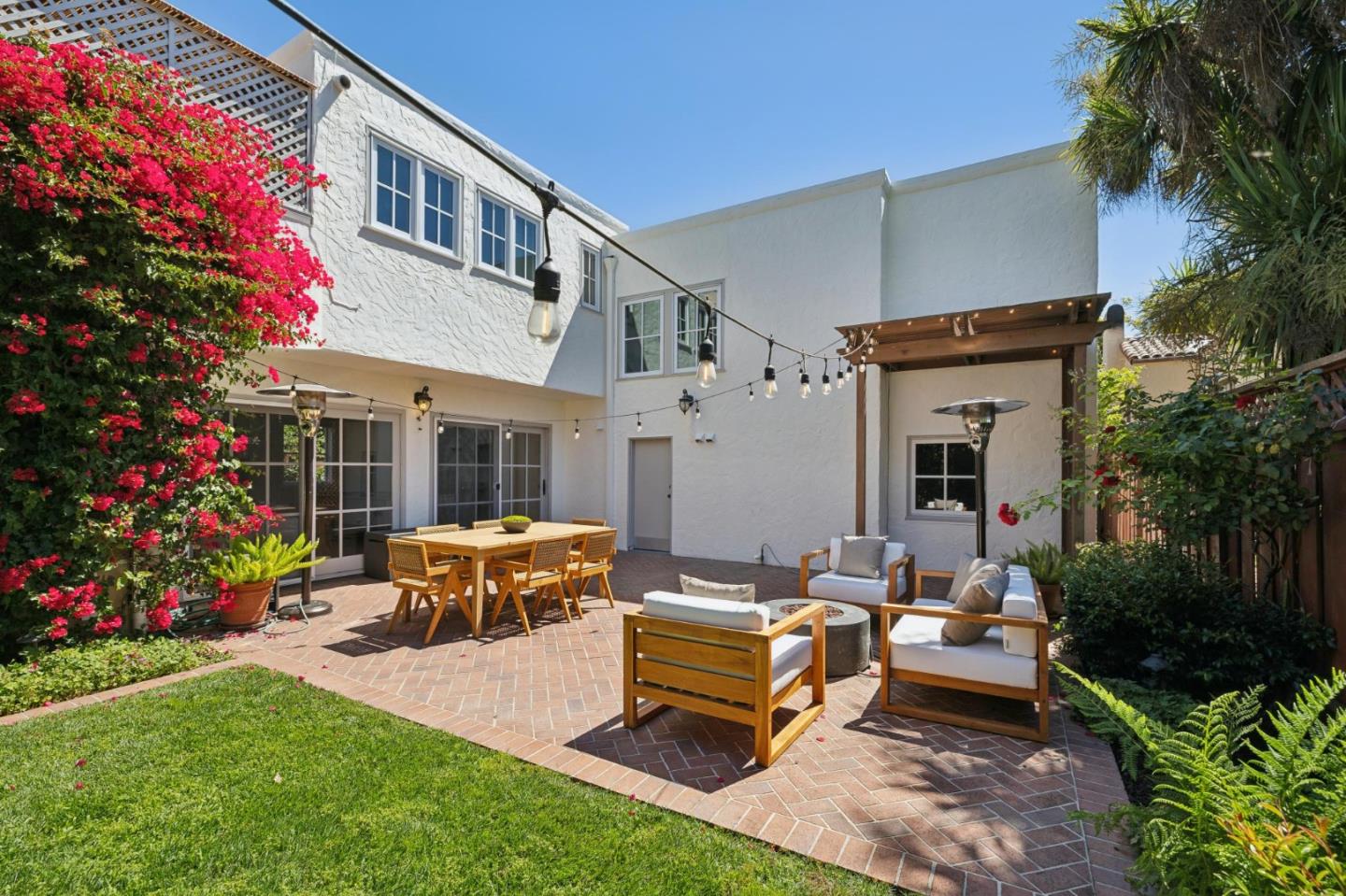 520 Francisco DR