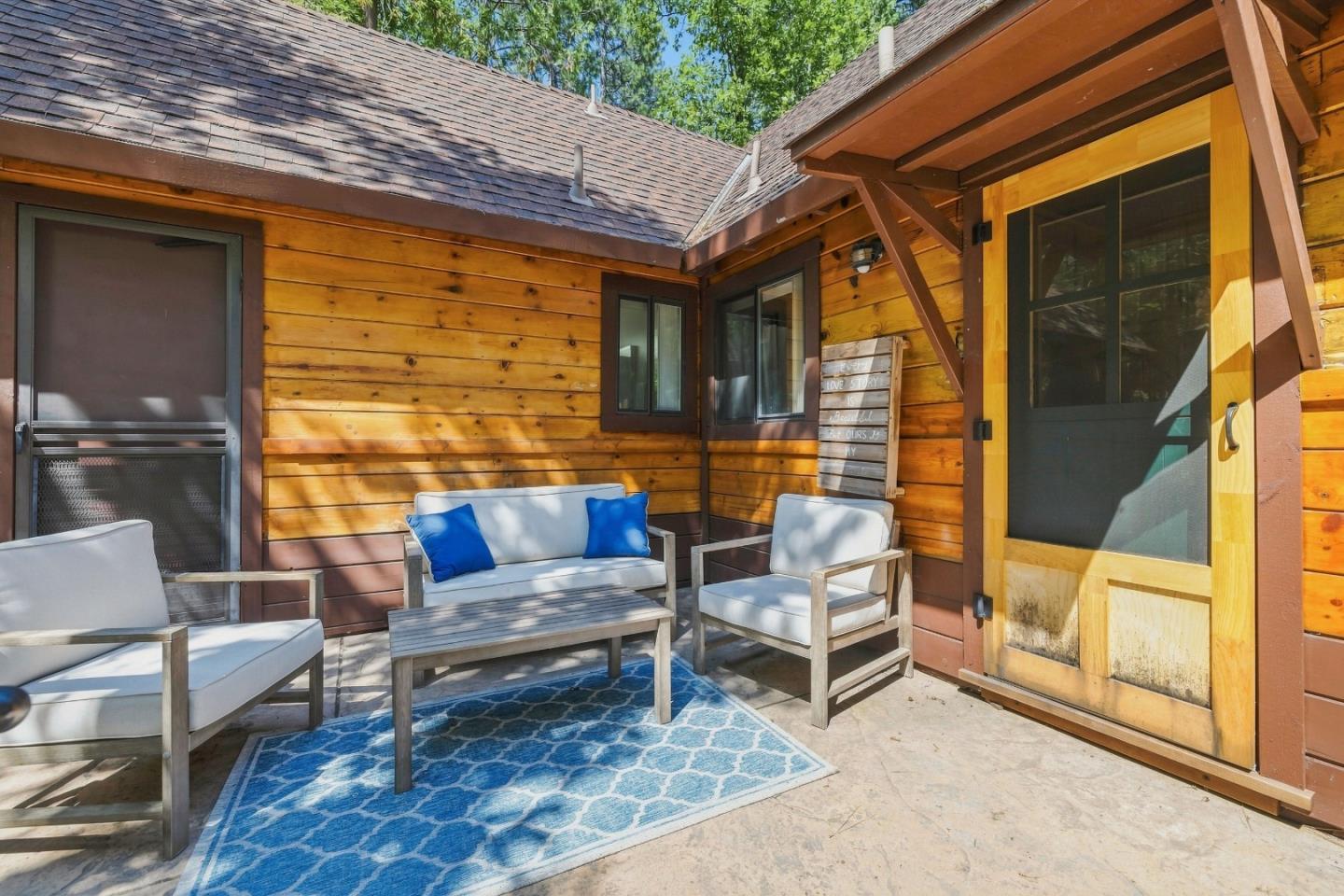 23100 Tuolumne DR