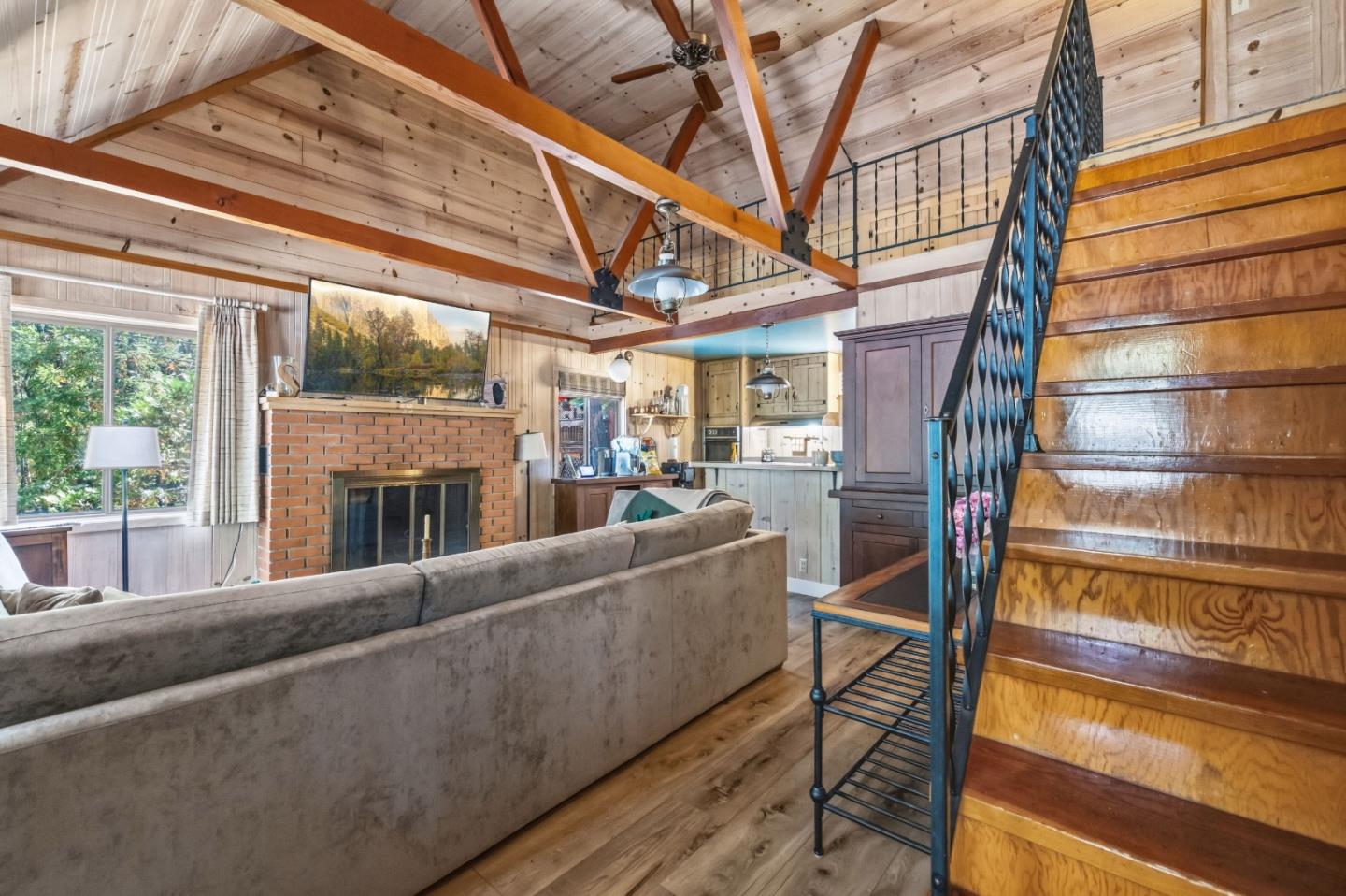 23100 Tuolumne DR