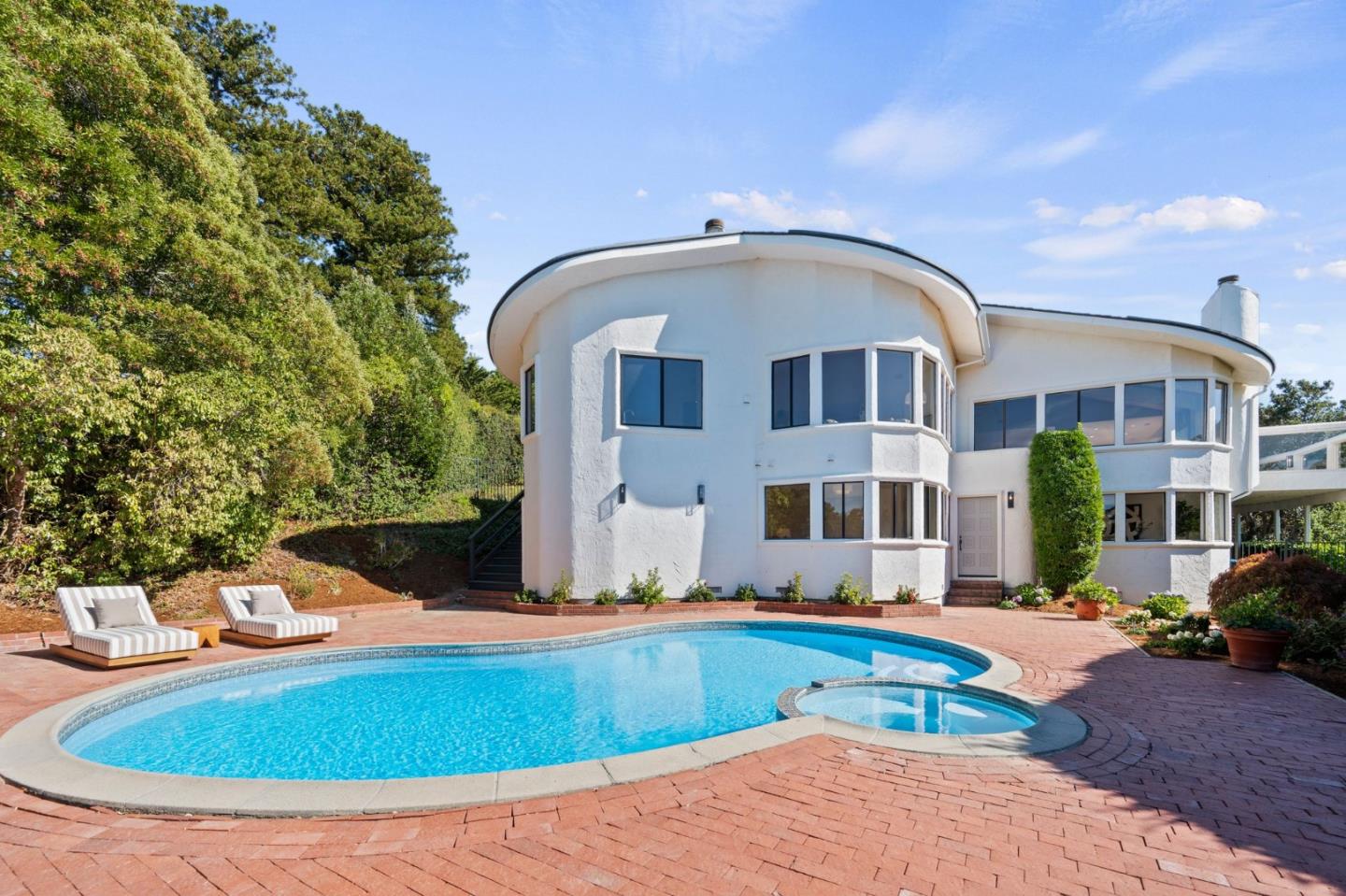 40 Eugenia WAY