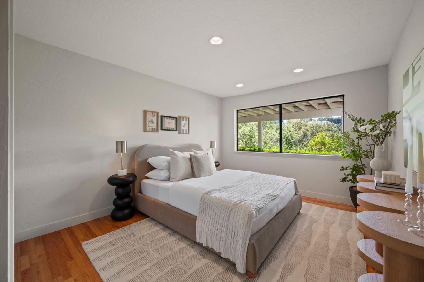 40 Eugenia WAY